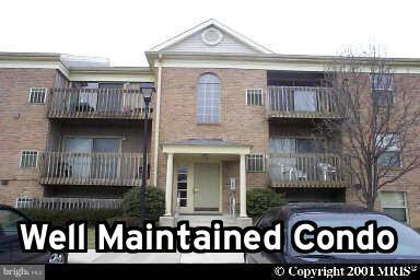Come and see this nice condo that is move in ready! Original owner of the "Seagull" model. This condo has newer features including stainless steel appliances in the kitchen that are only a few months old. Carpeting is a little over a year old. This unit has replacement windows and patio sliding door. New water heater to be installed and the condo has been freshly painted through out.
