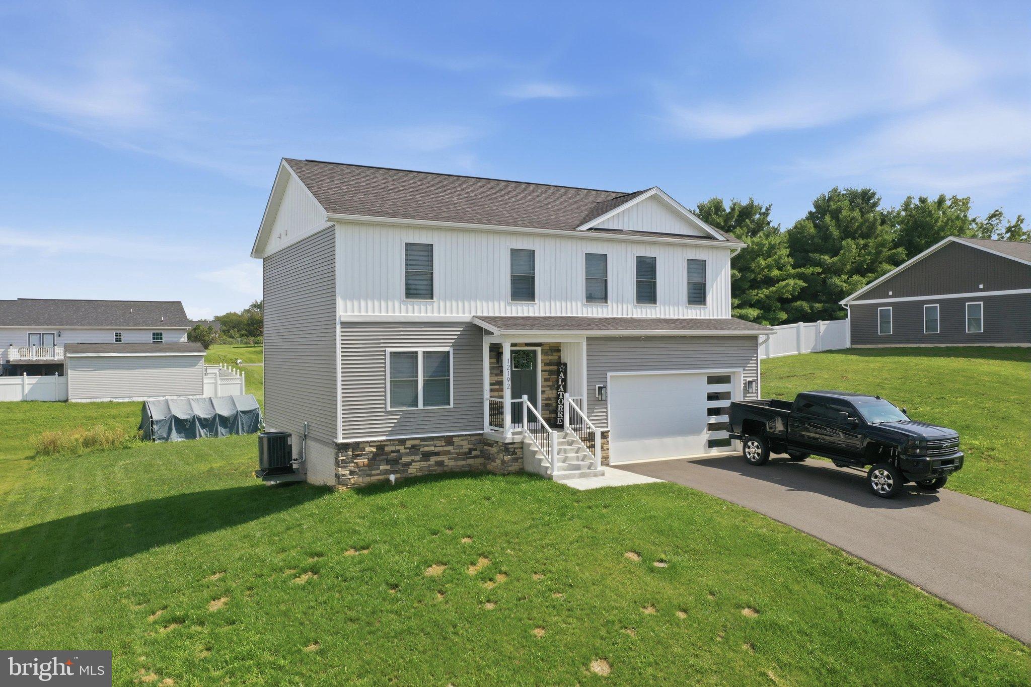 12192 REDHAWK DR