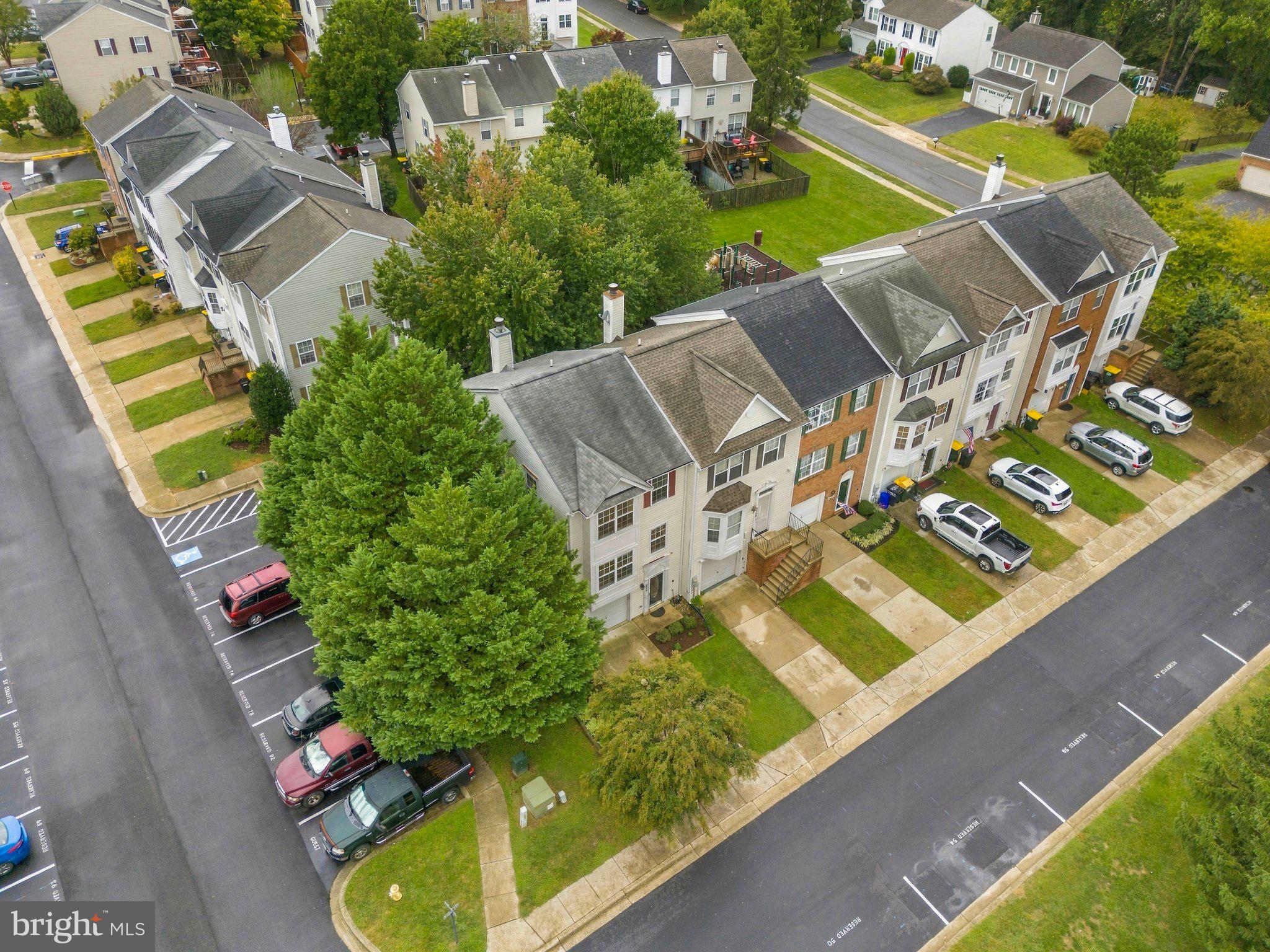 2550 WOODLAND PLACE