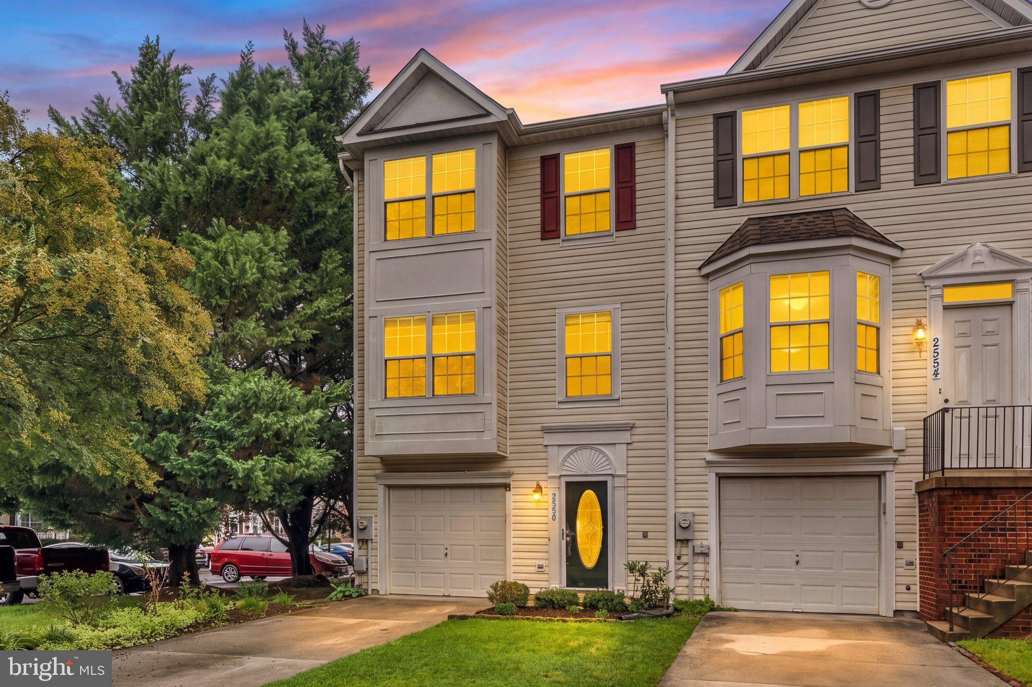 2550 WOODLAND PLACE