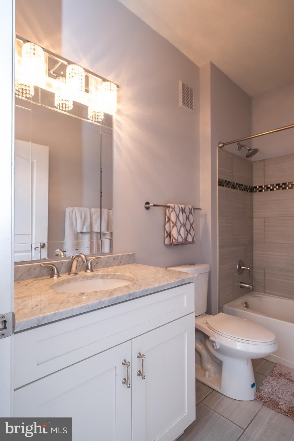 MADISON PARK AT WEST MARKET - Residential Lease