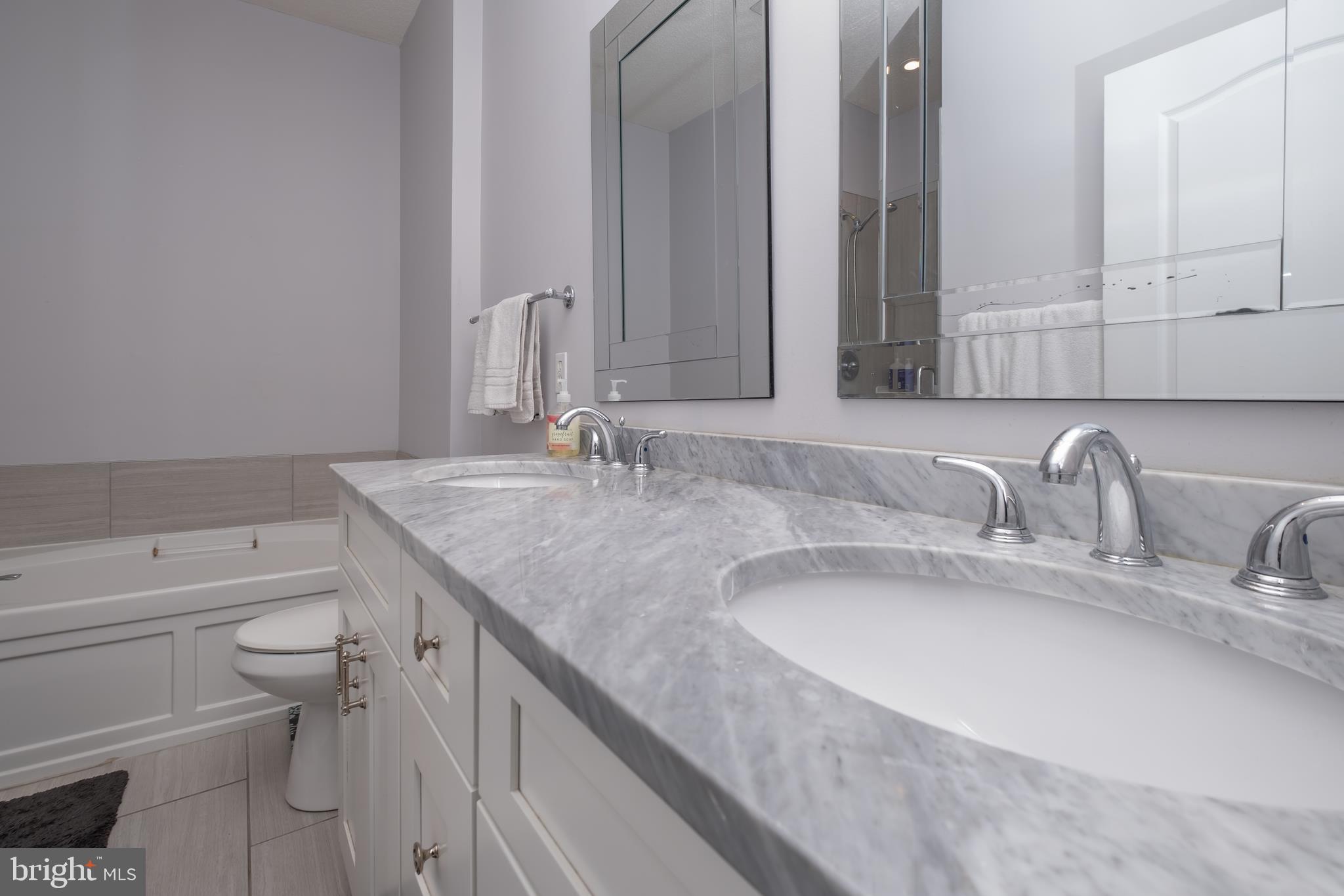 MADISON PARK AT WEST MARKET - Residential Lease