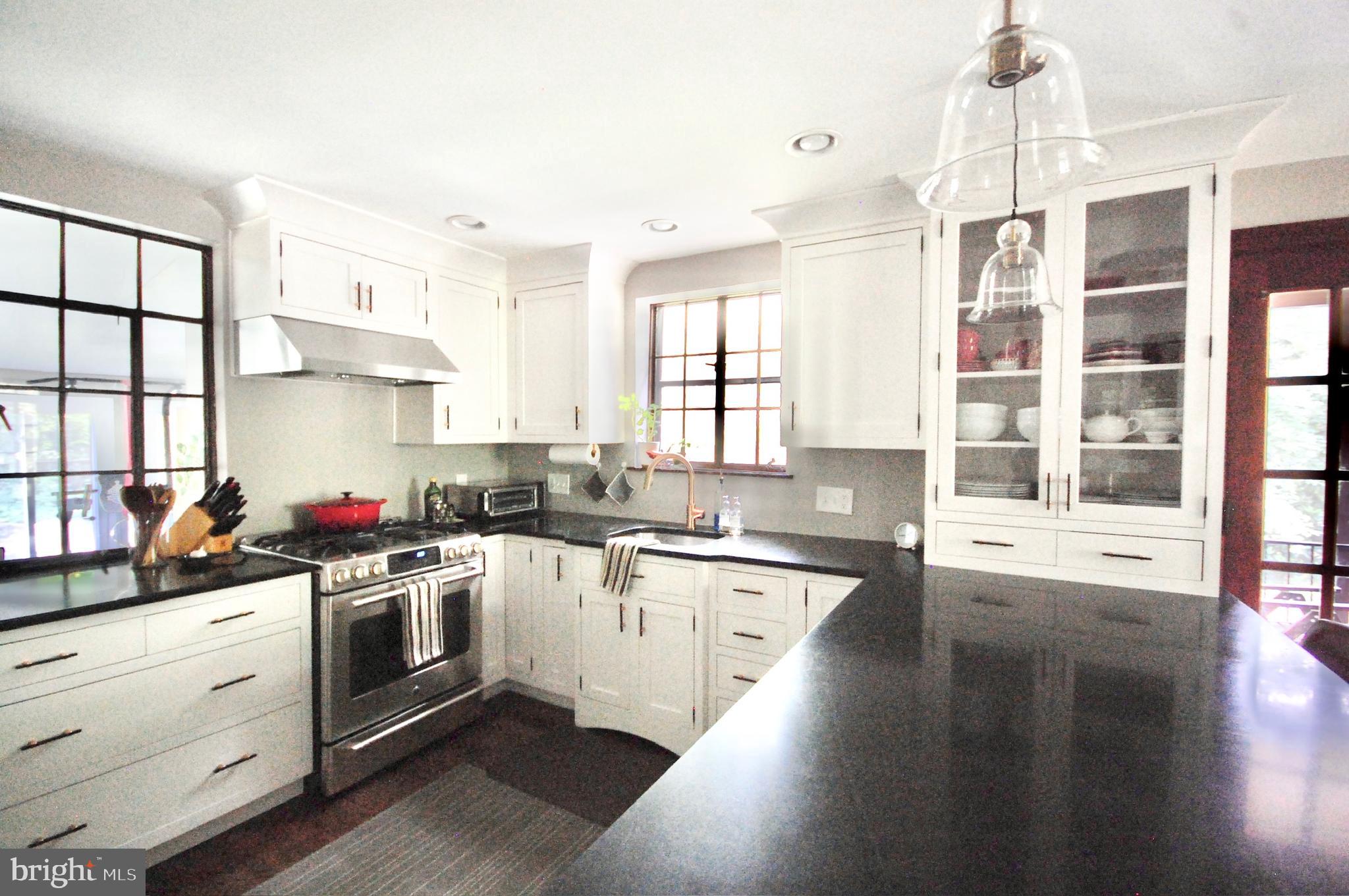 WOODHAVEN - Residential