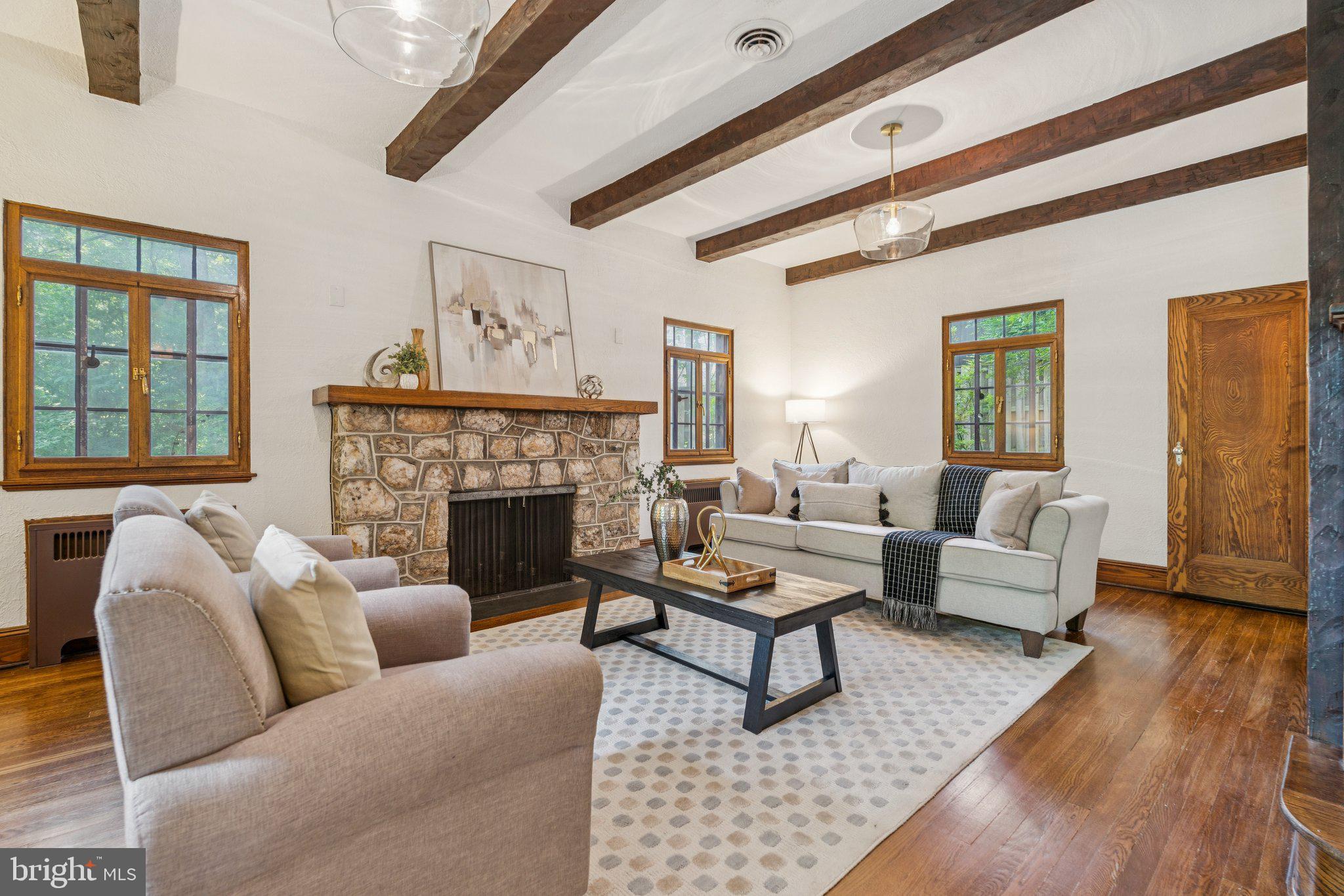 WOODHAVEN - Residential