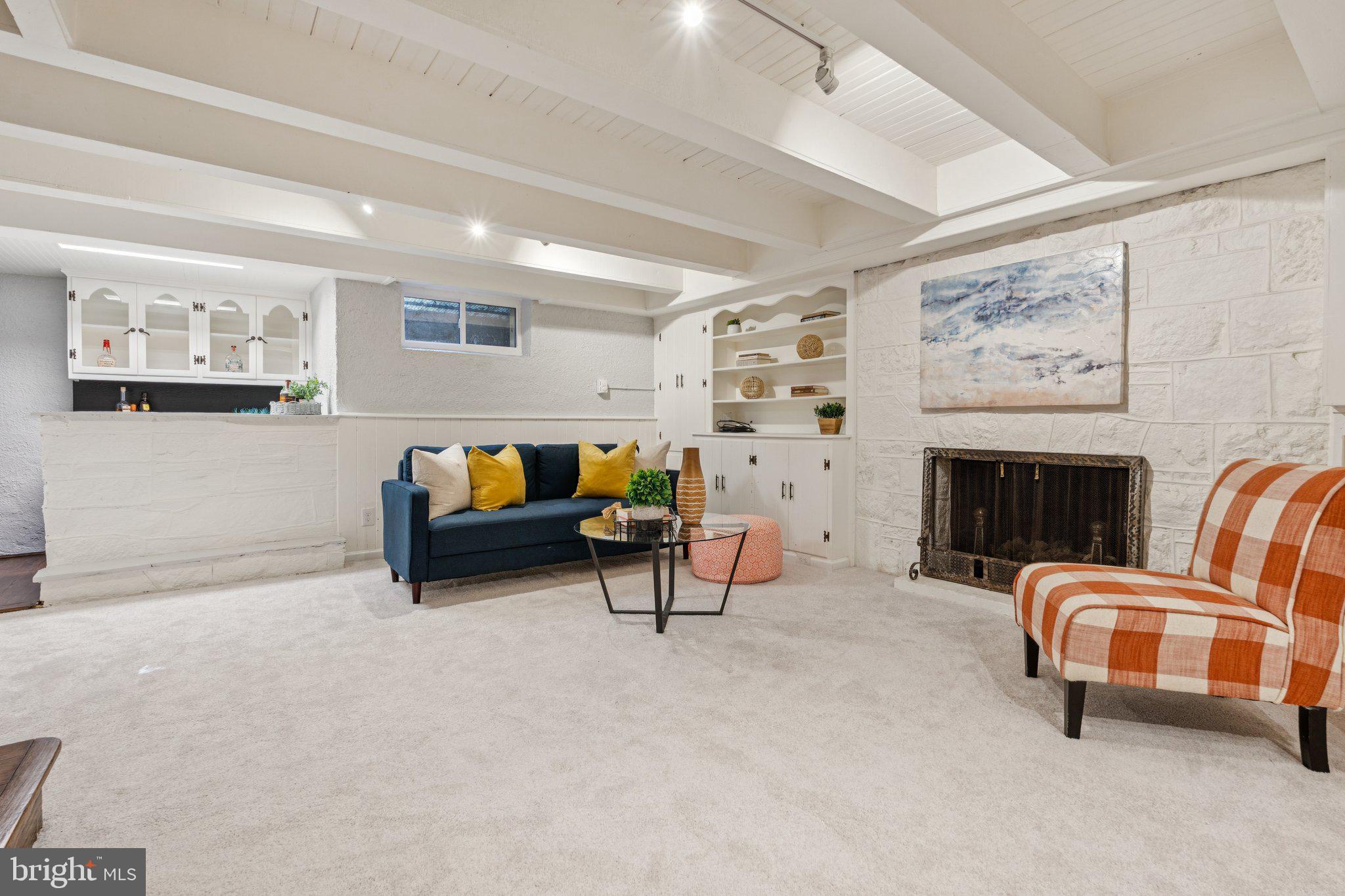 WOODHAVEN - Residential