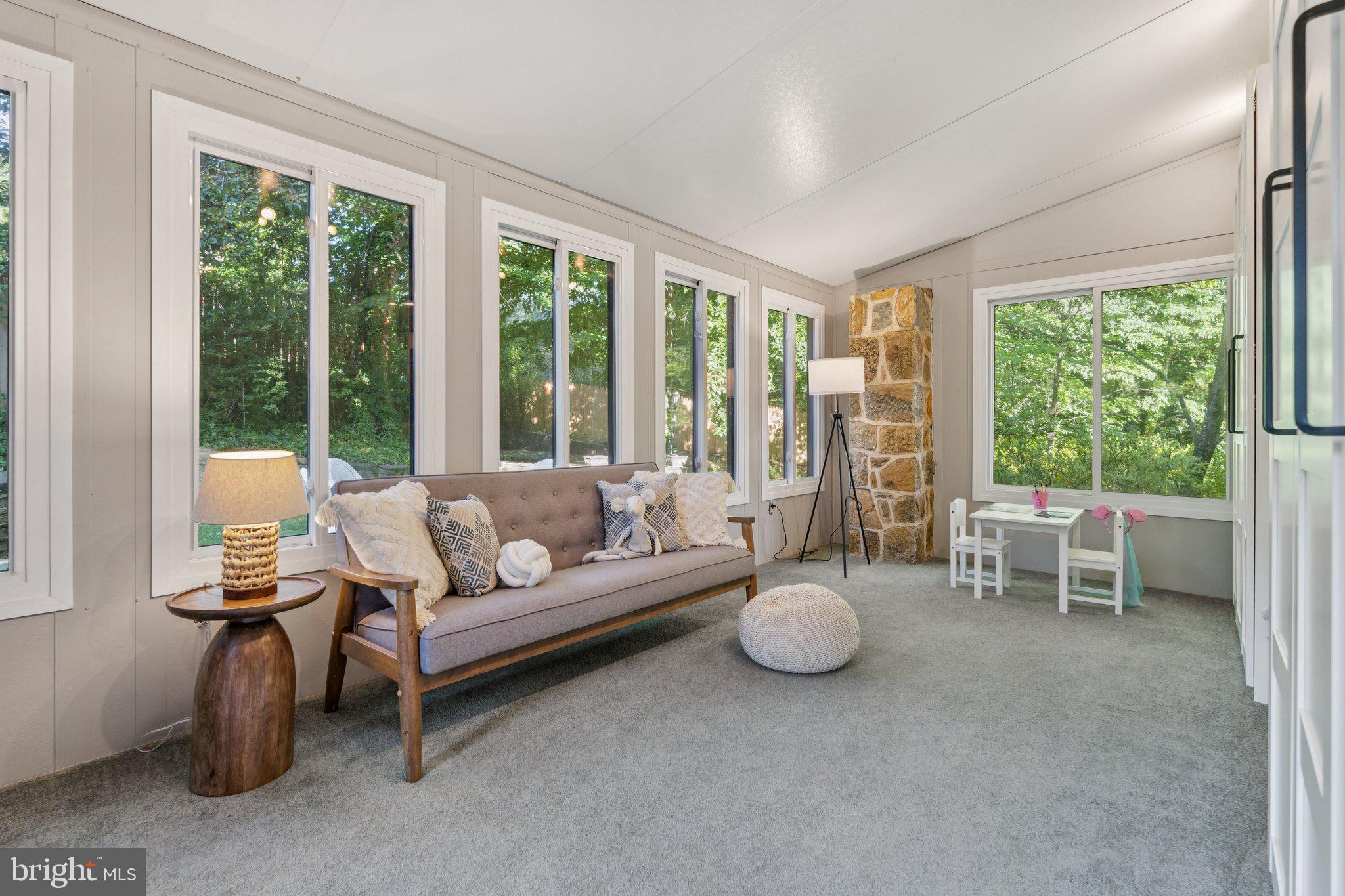 WOODHAVEN - Residential