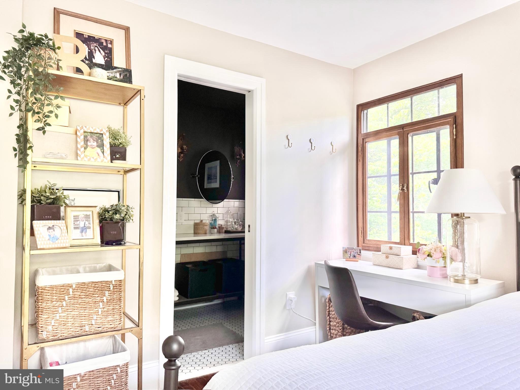 WOODHAVEN - Residential