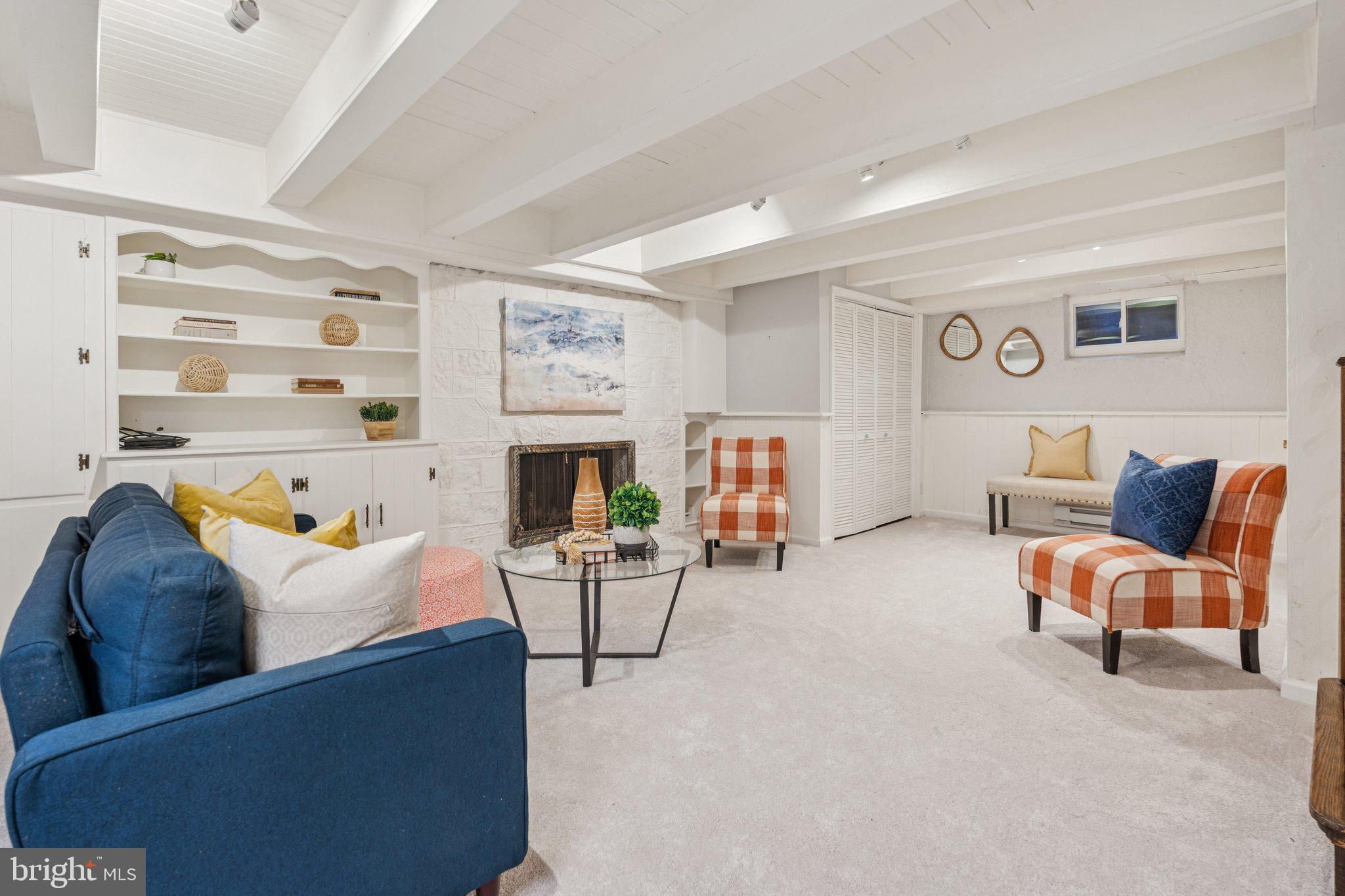 WOODHAVEN - Residential