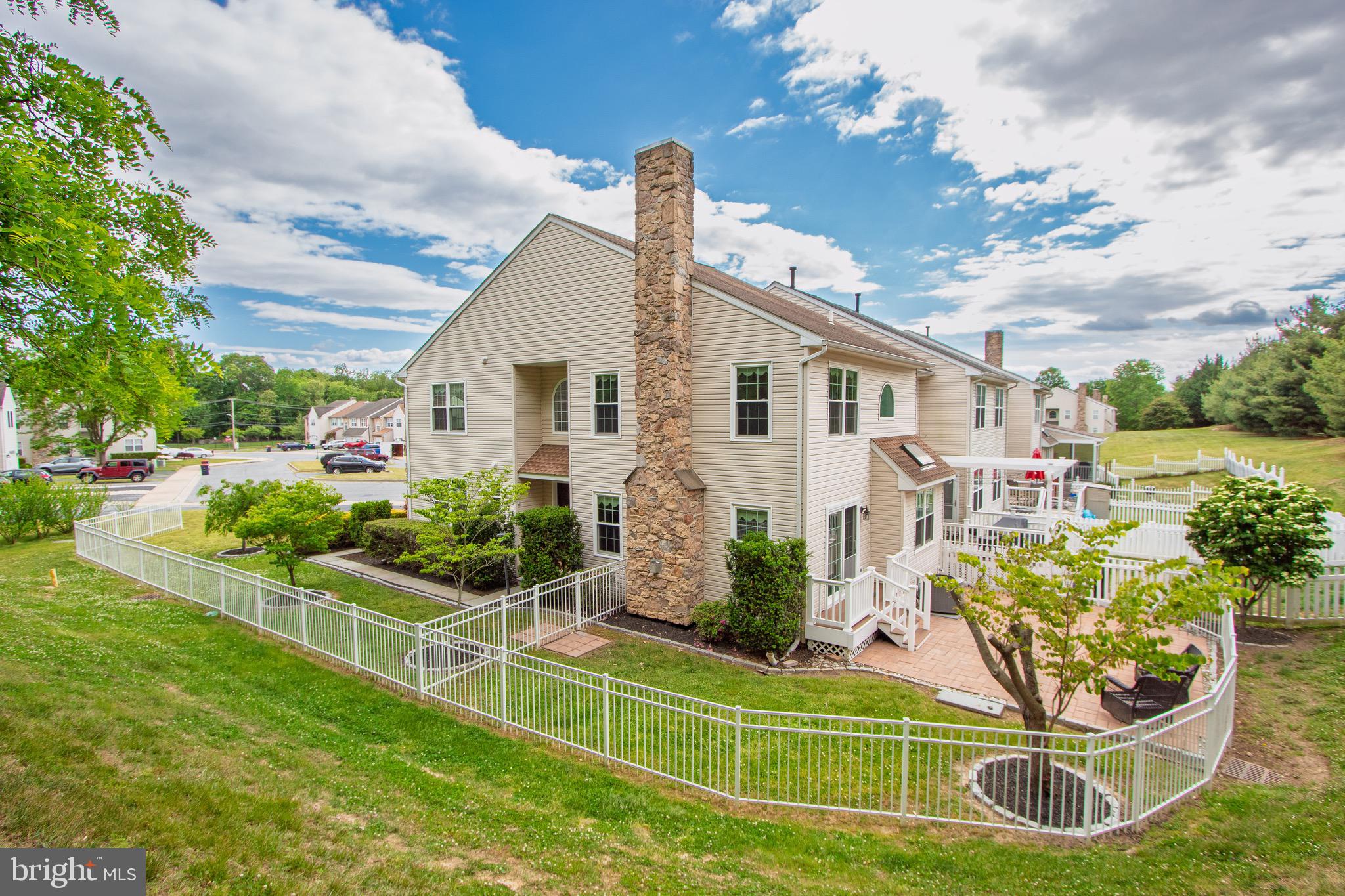 236 BECKINGTON COURT