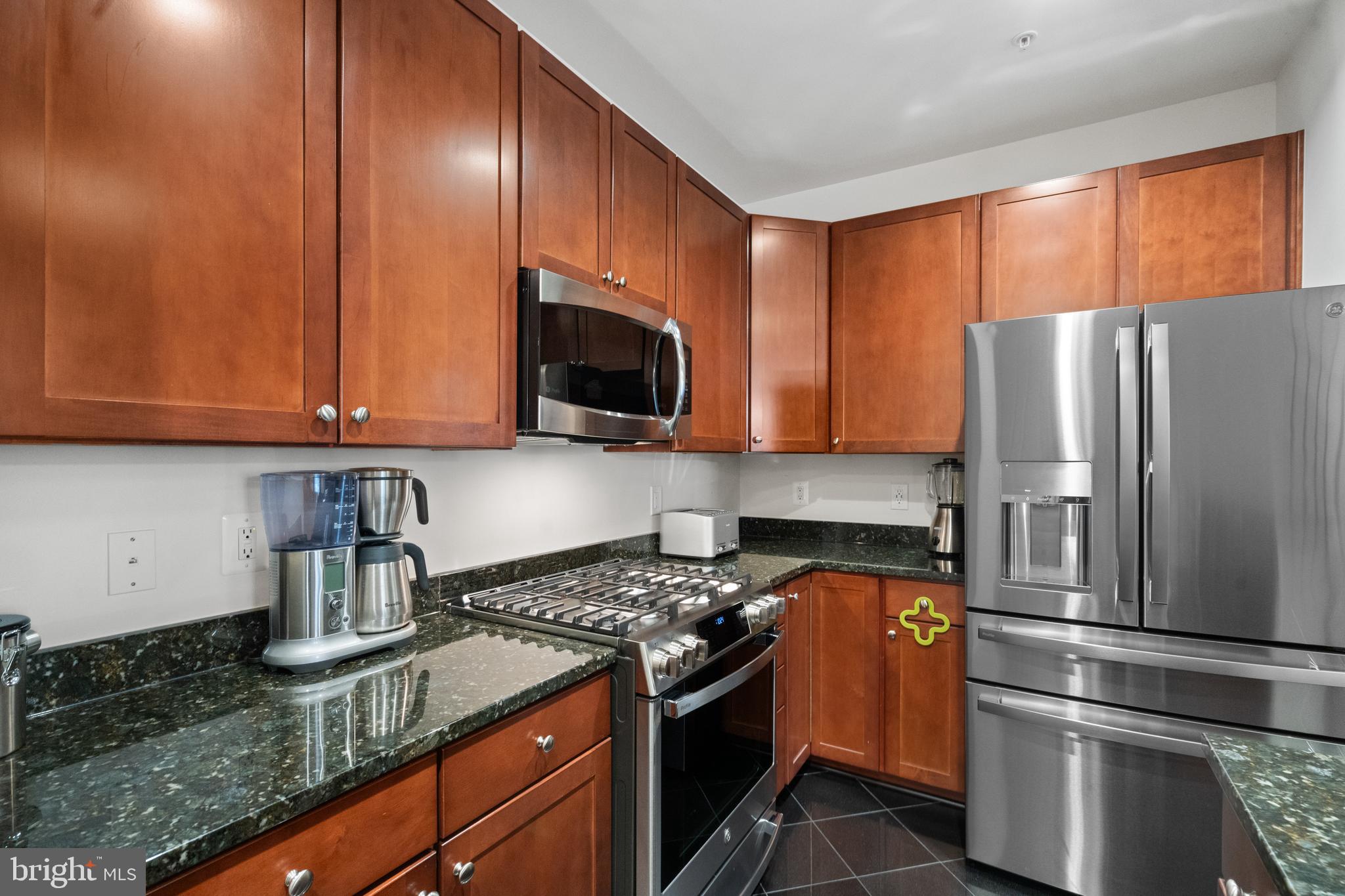 CENTREVILLE CROSSING - Residential