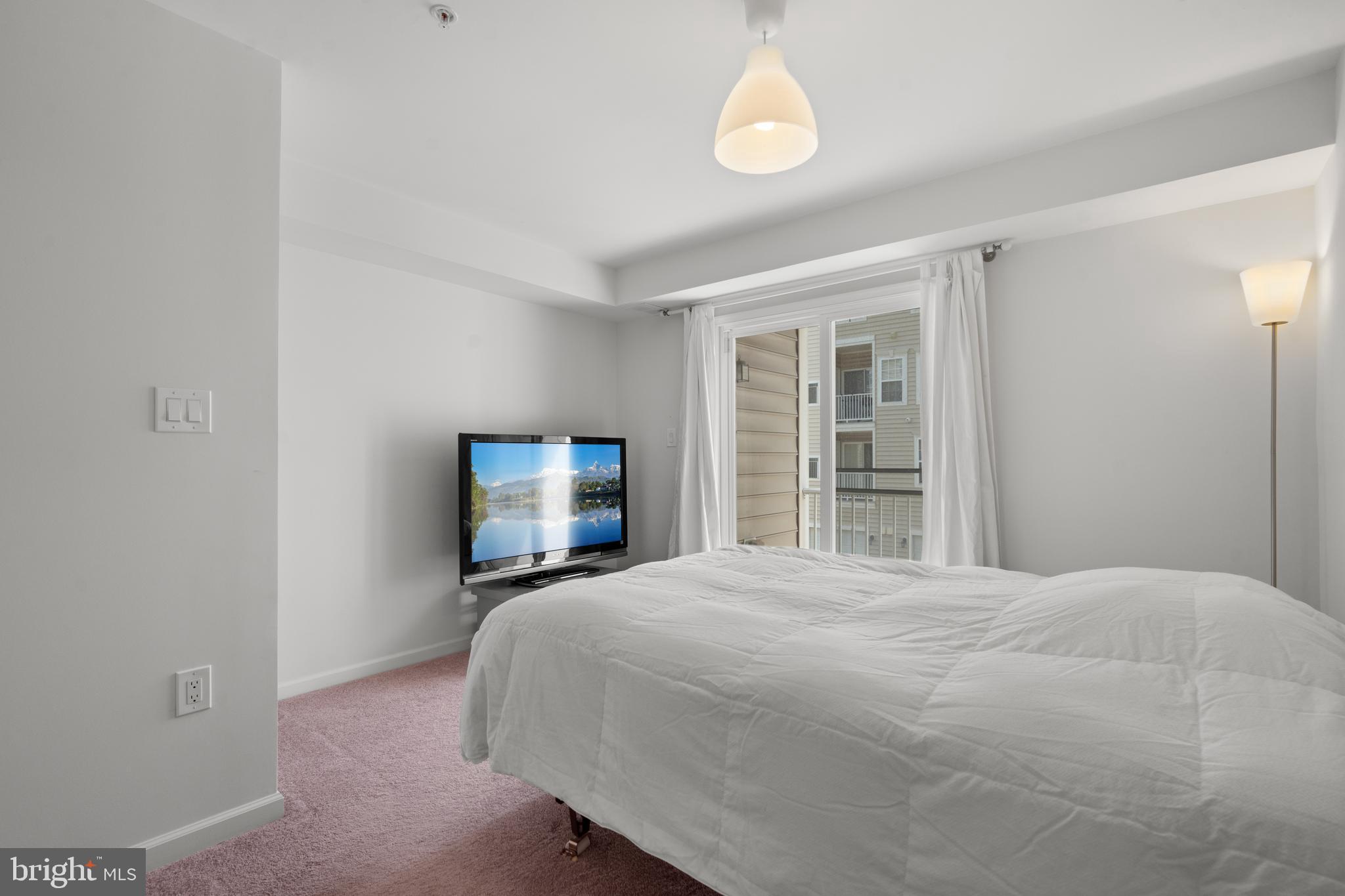 CENTREVILLE CROSSING - Residential