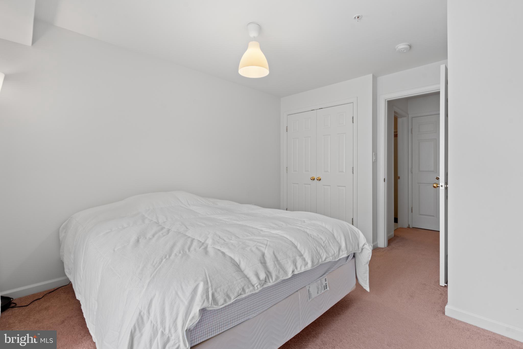 CENTREVILLE CROSSING - Residential