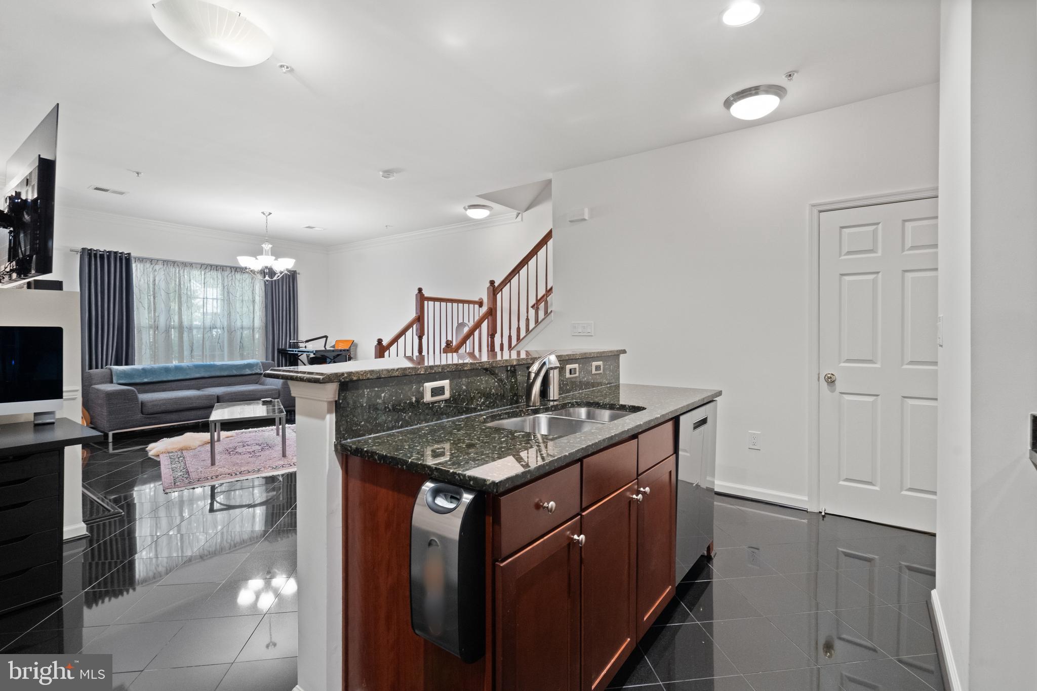 CENTREVILLE CROSSING - Residential