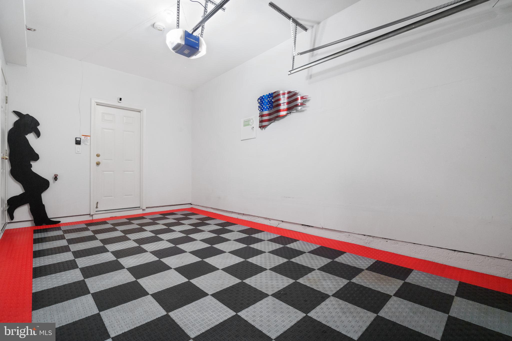 CENTREVILLE CROSSING - Residential