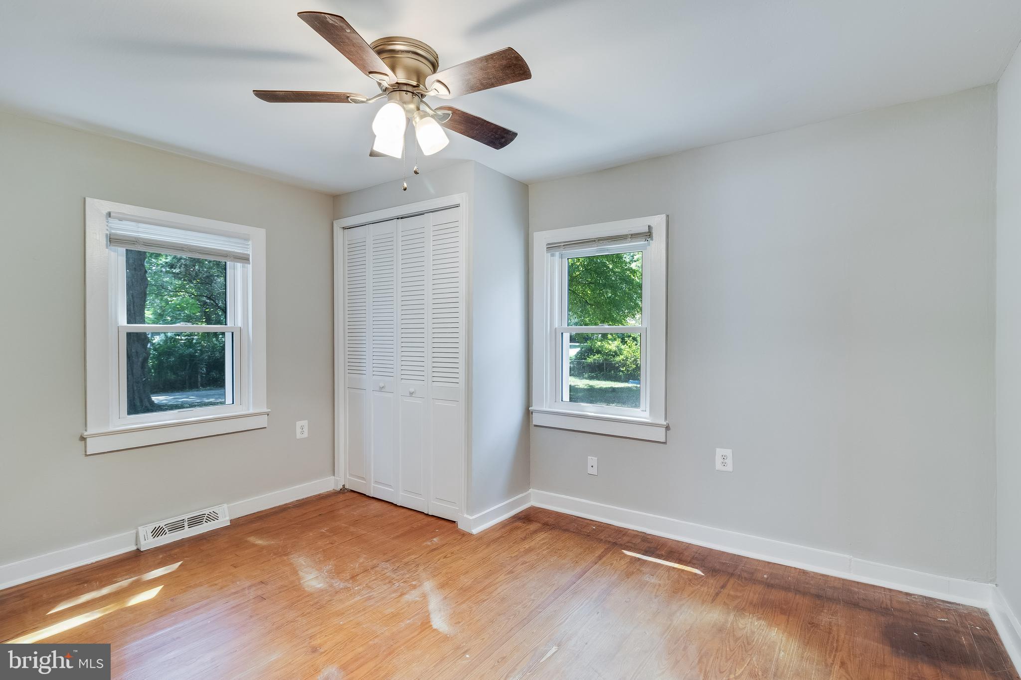 LEACHBURG - Residential