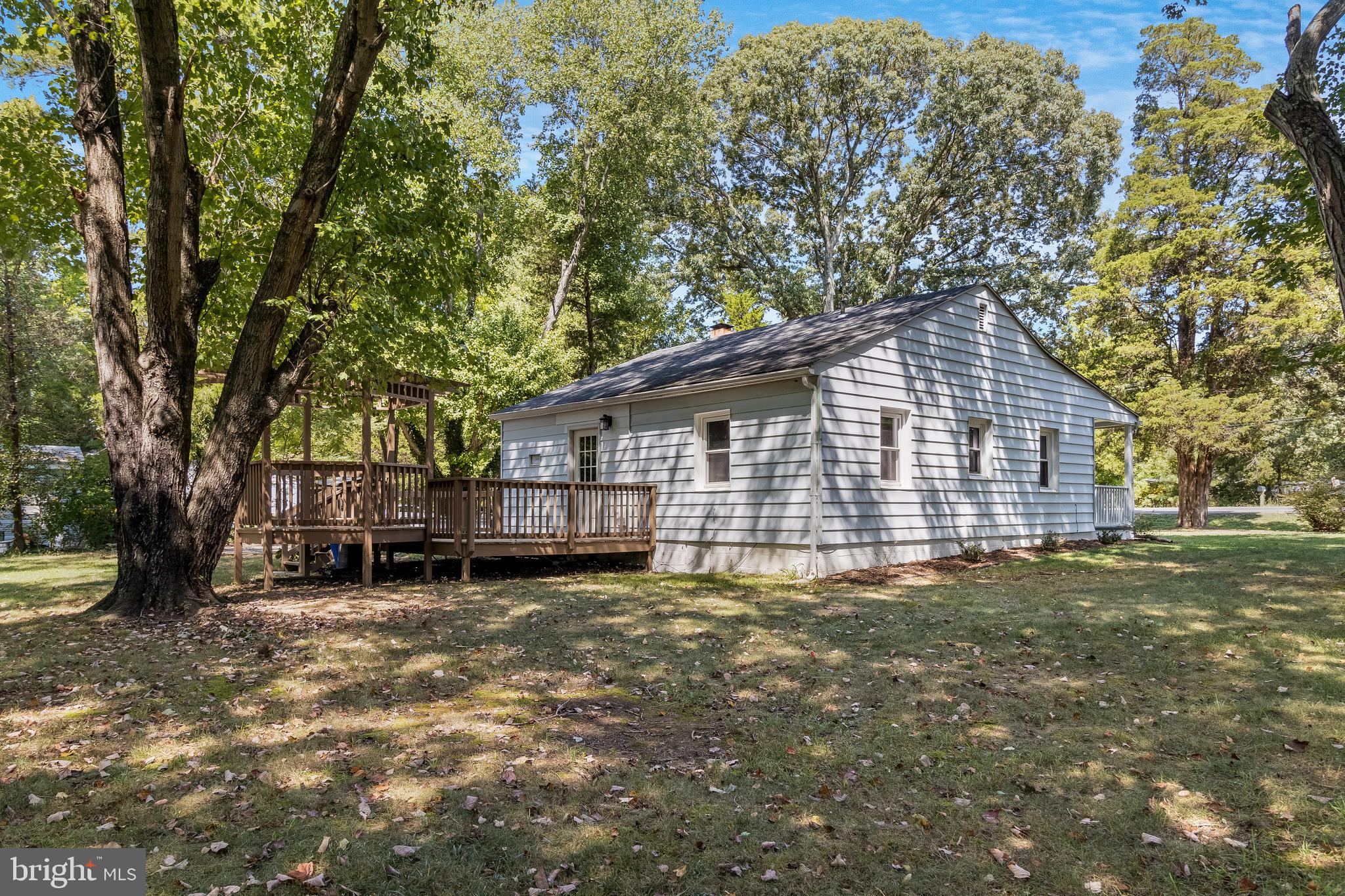 LEACHBURG - Residential