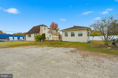 2843 OGLETOWN ROAD NEWARK DE 19713