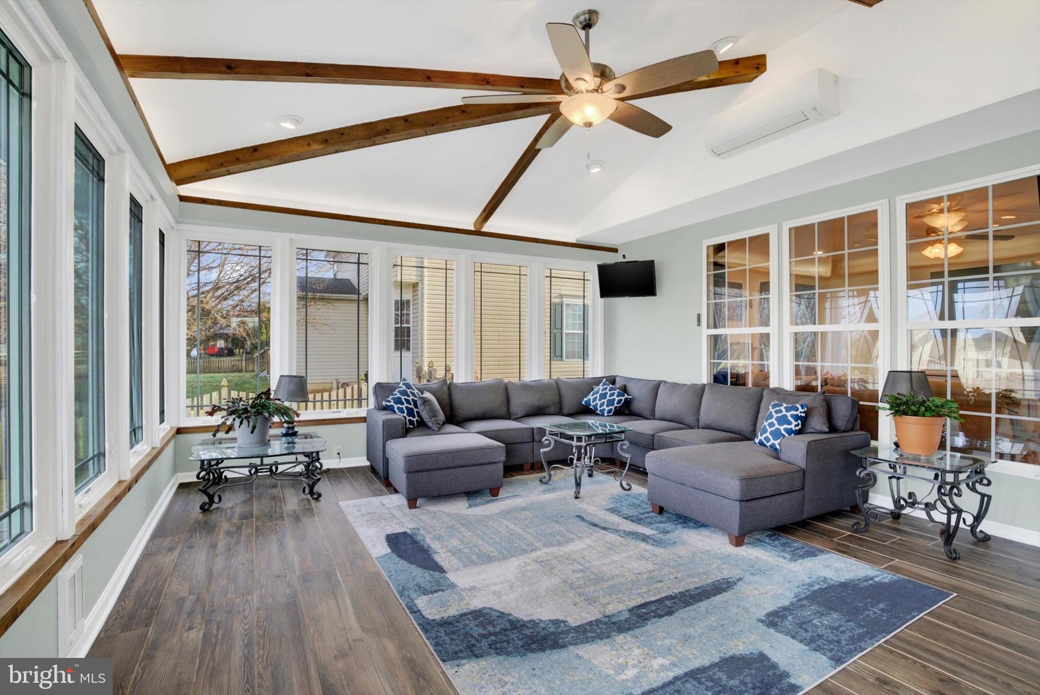 GREEN HILL MANOR - Residential