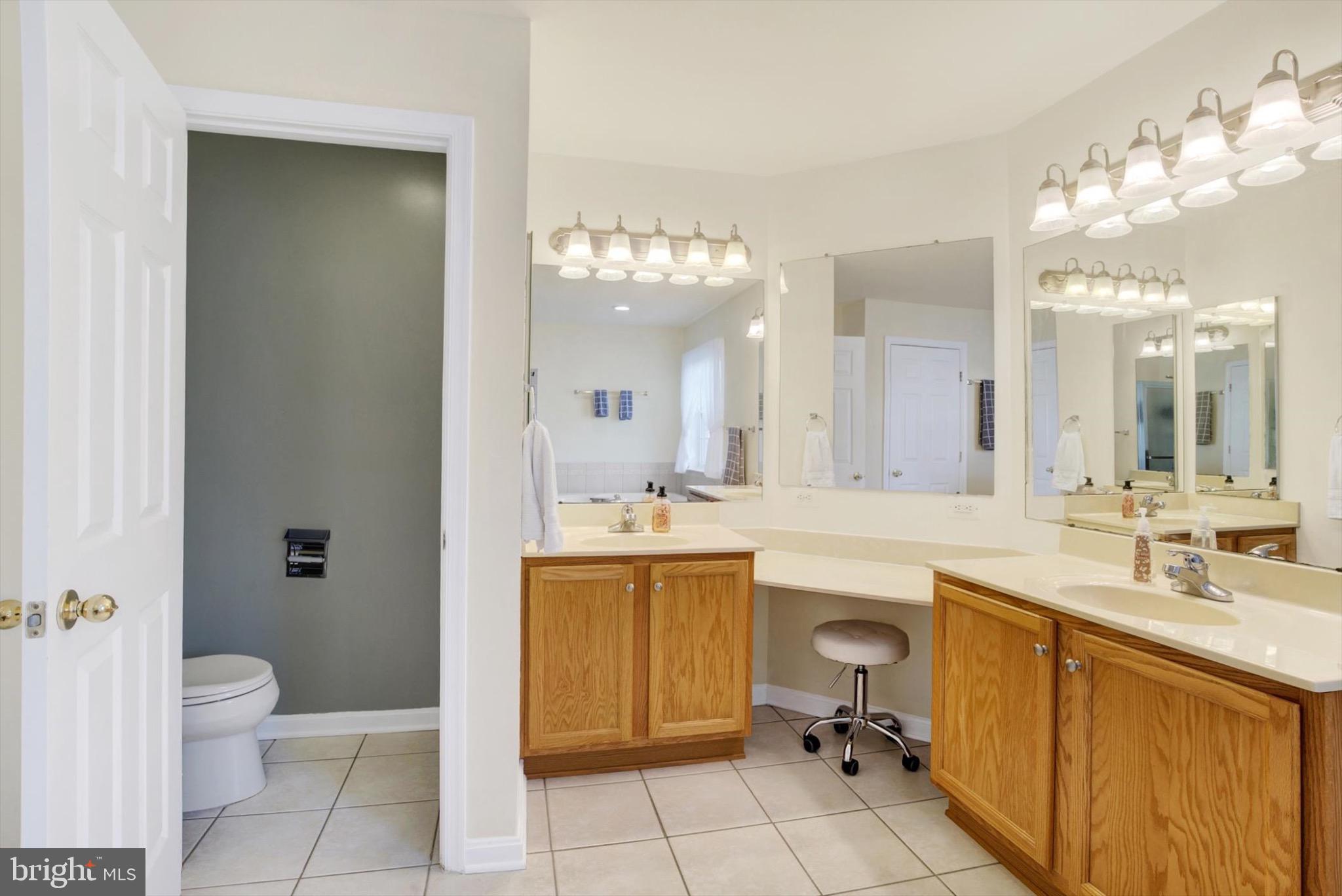 GREEN HILL MANOR - Residential