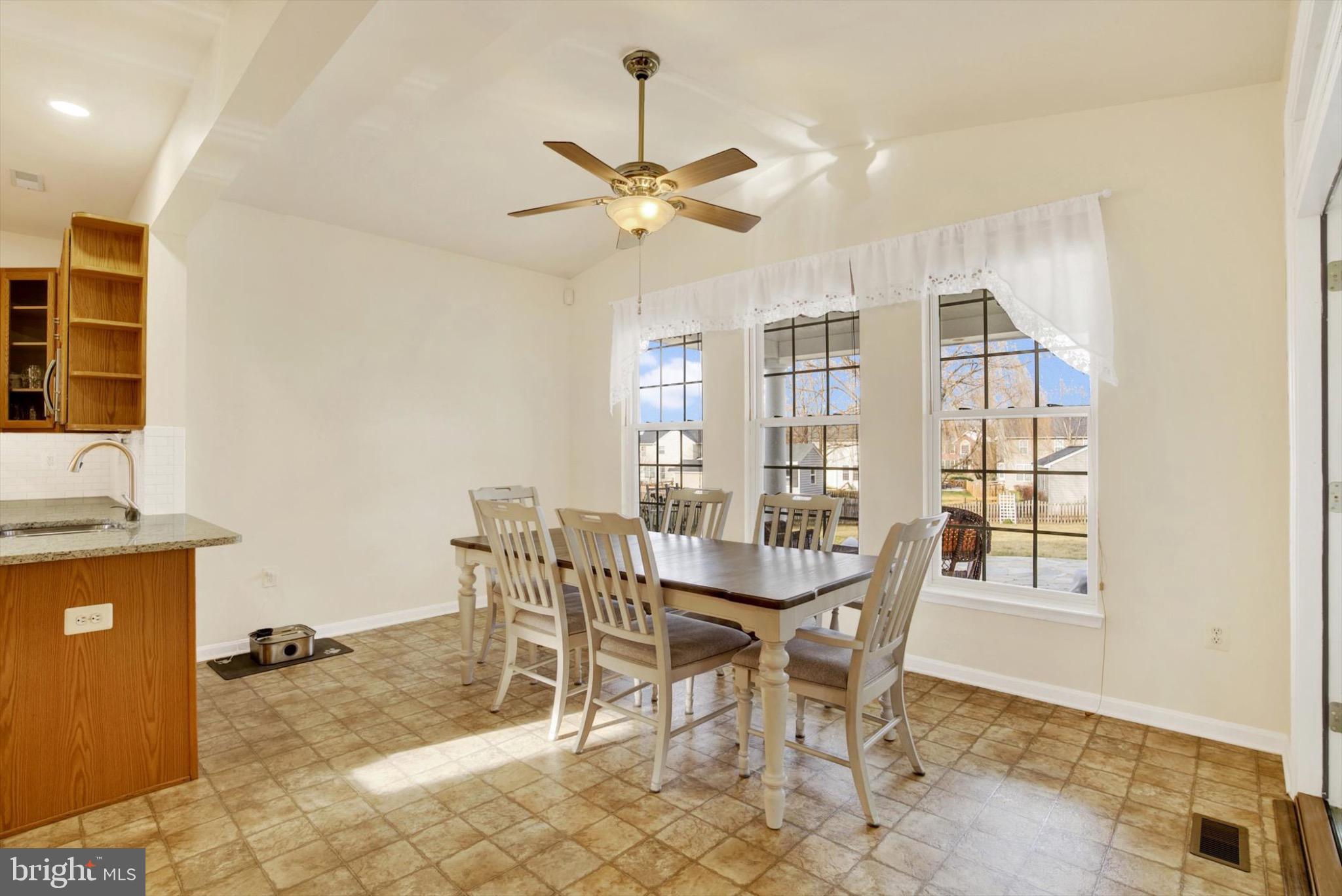 GREEN HILL MANOR - Residential