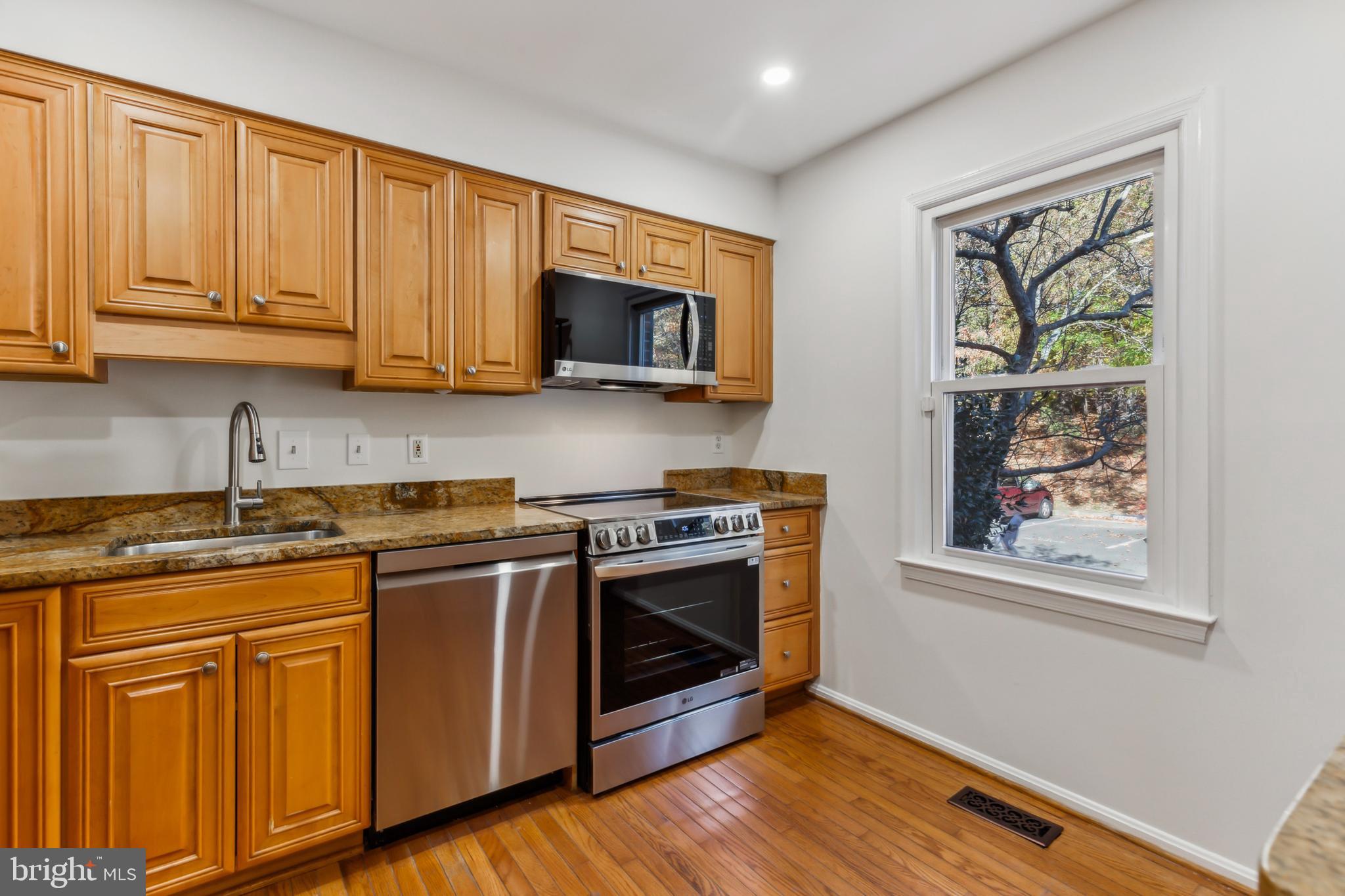 RUNNYMEADE - Residential