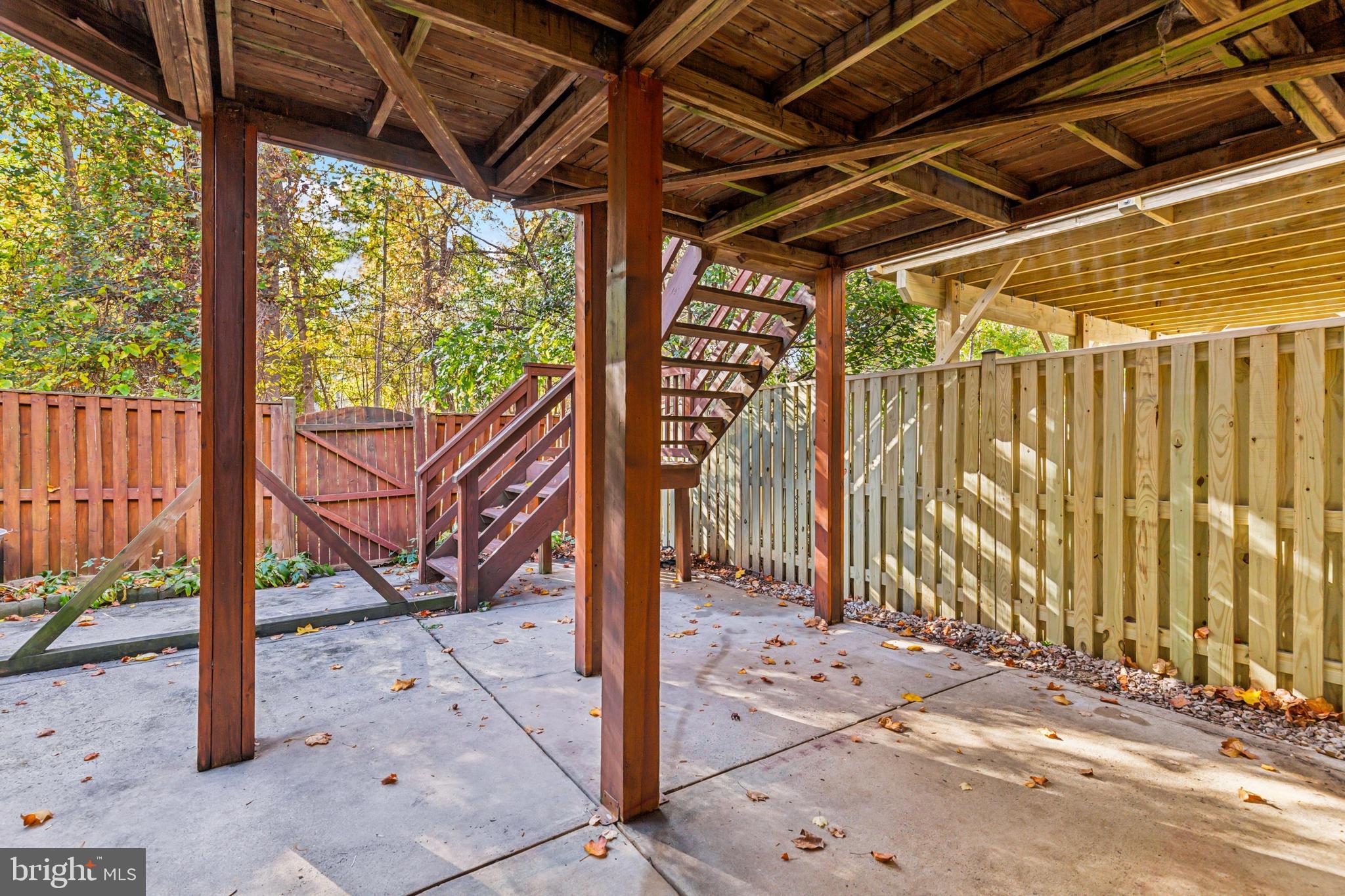 RUNNYMEADE - Residential