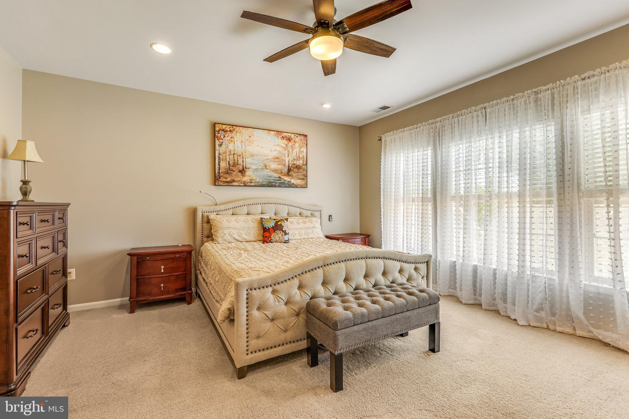 CORTLAND SQUARE - Residential