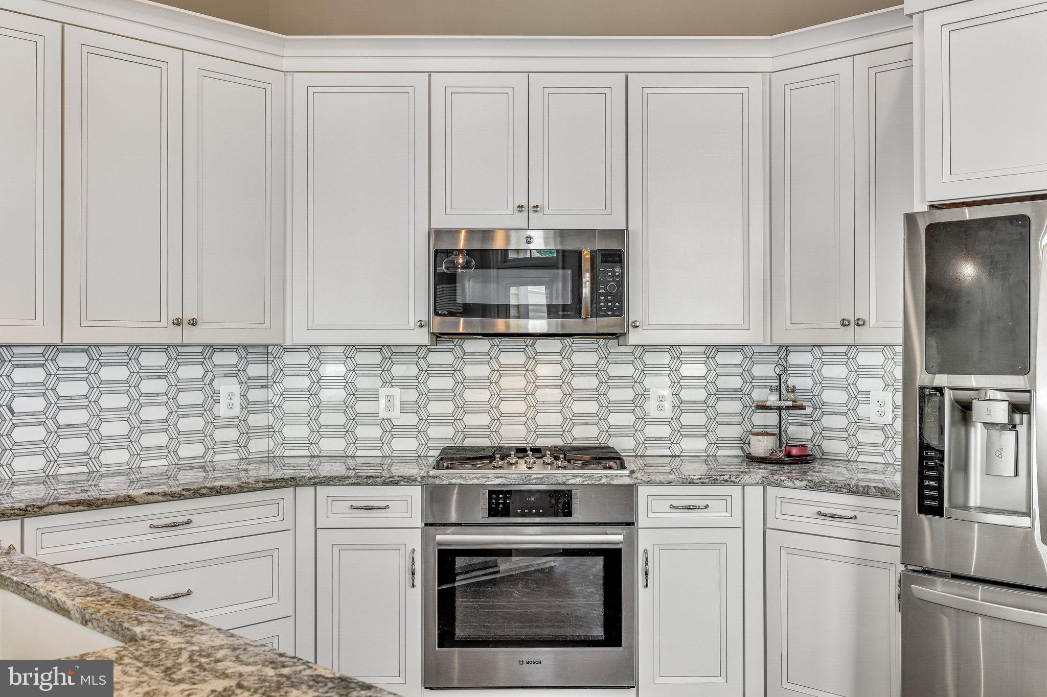 CORTLAND SQUARE - Residential