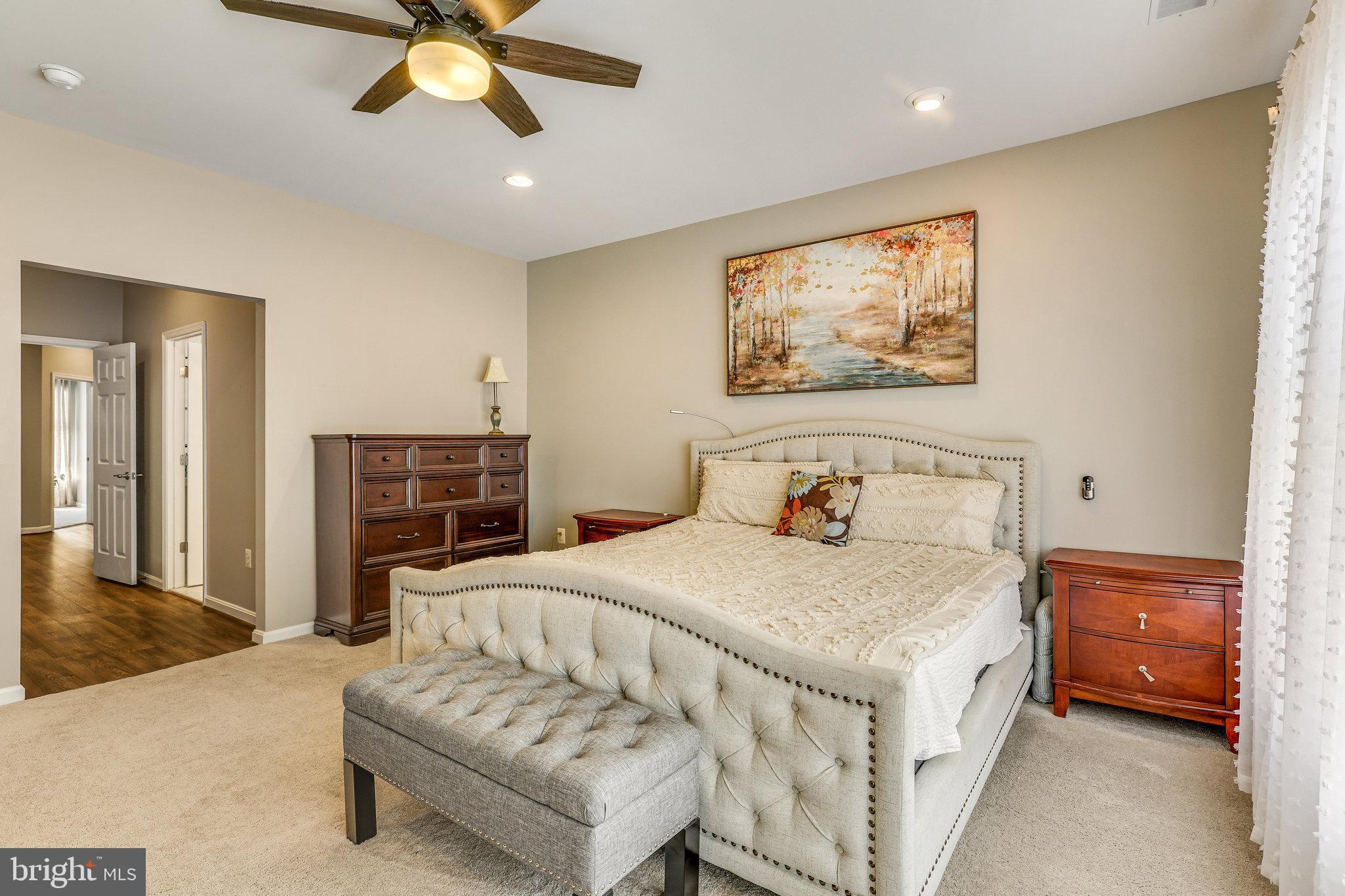 CORTLAND SQUARE - Residential