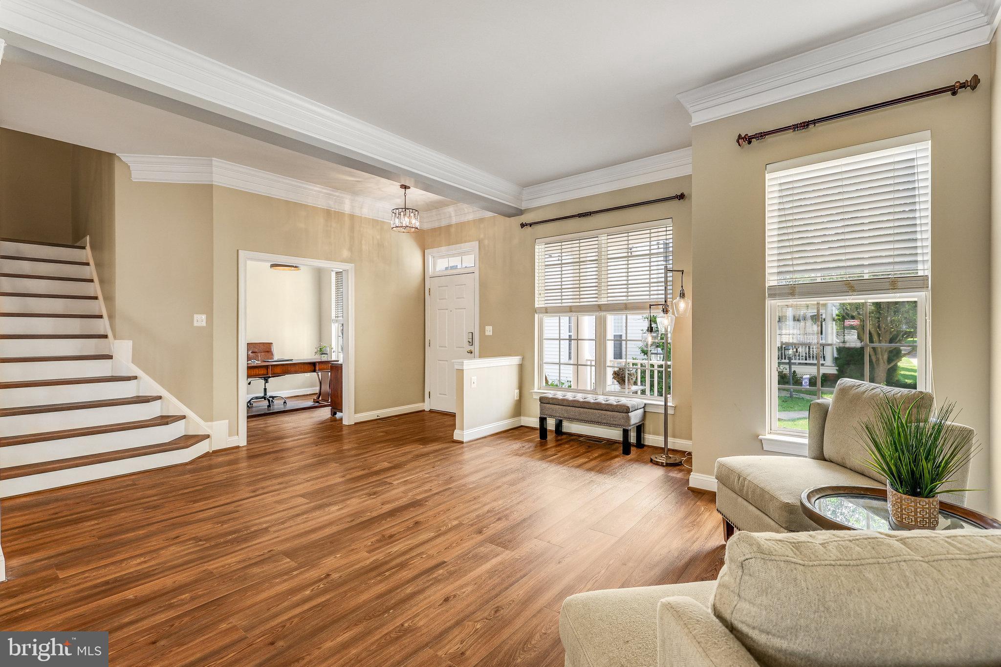 CORTLAND SQUARE - Residential