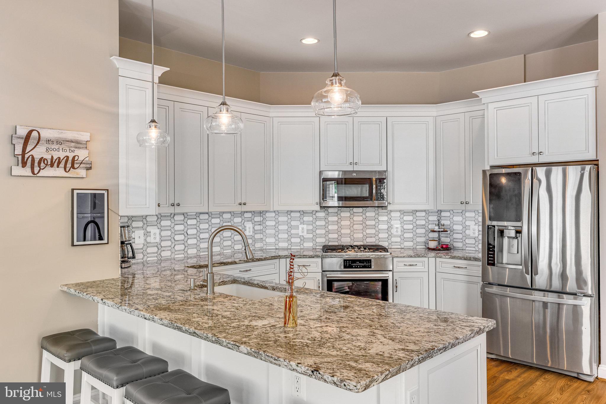 CORTLAND SQUARE - Residential