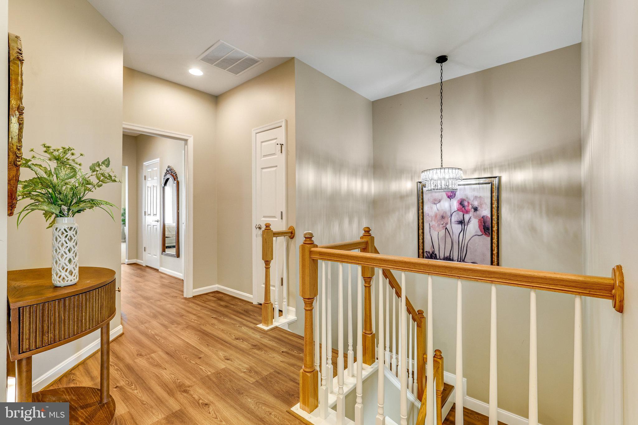 CORTLAND SQUARE - Residential