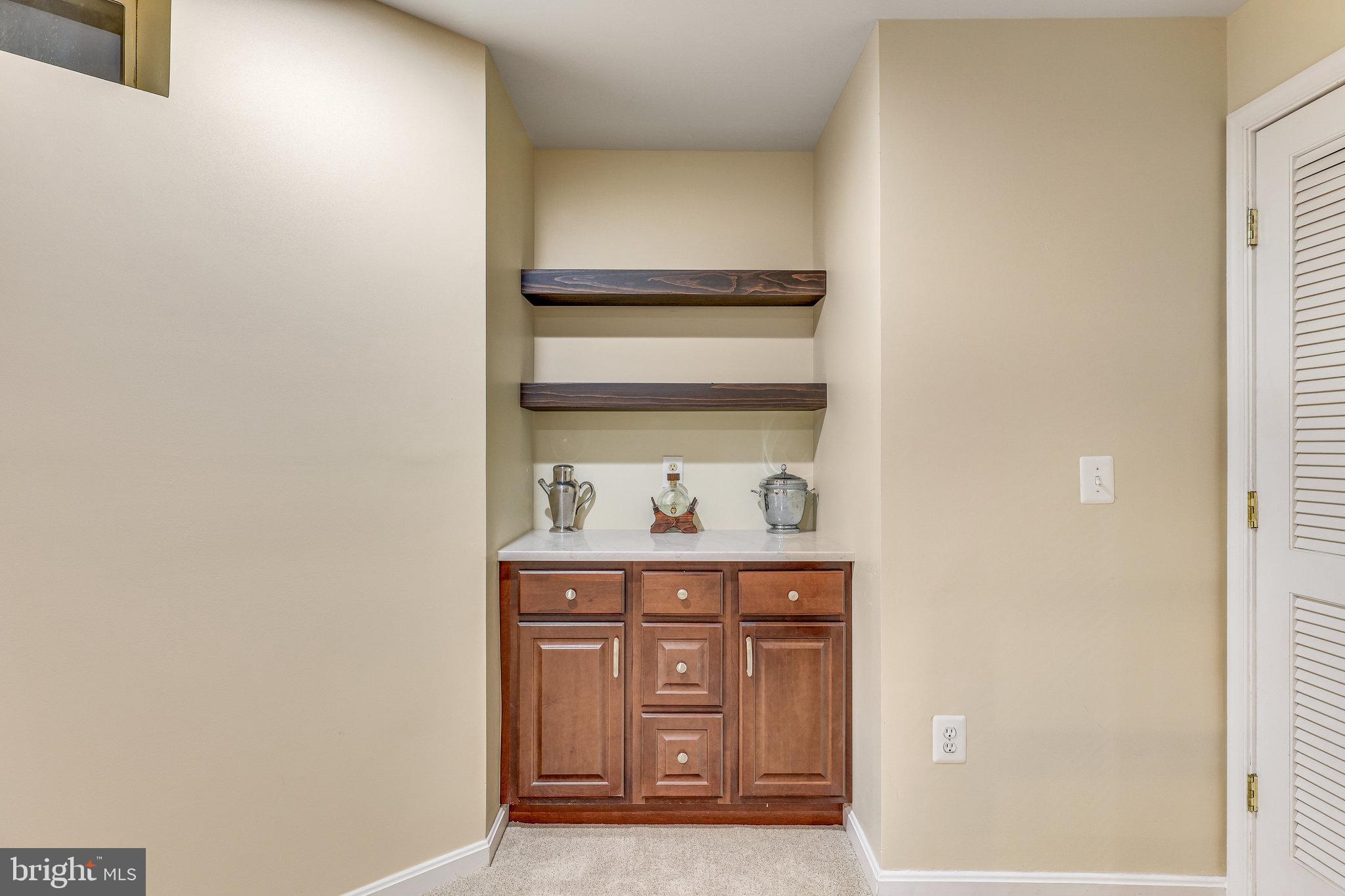 CORTLAND SQUARE - Residential