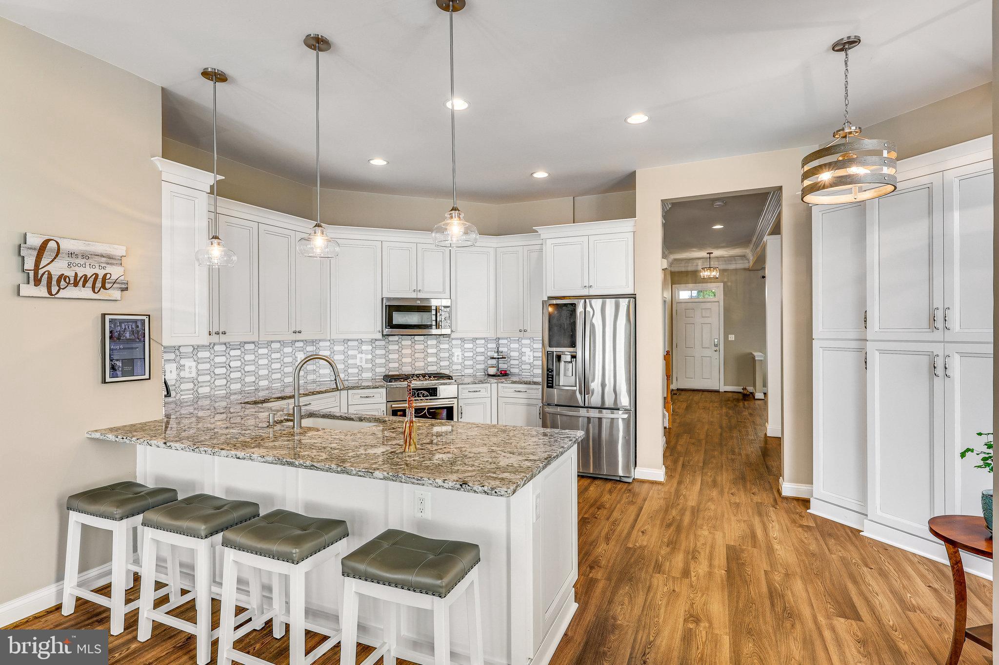 CORTLAND SQUARE - Residential