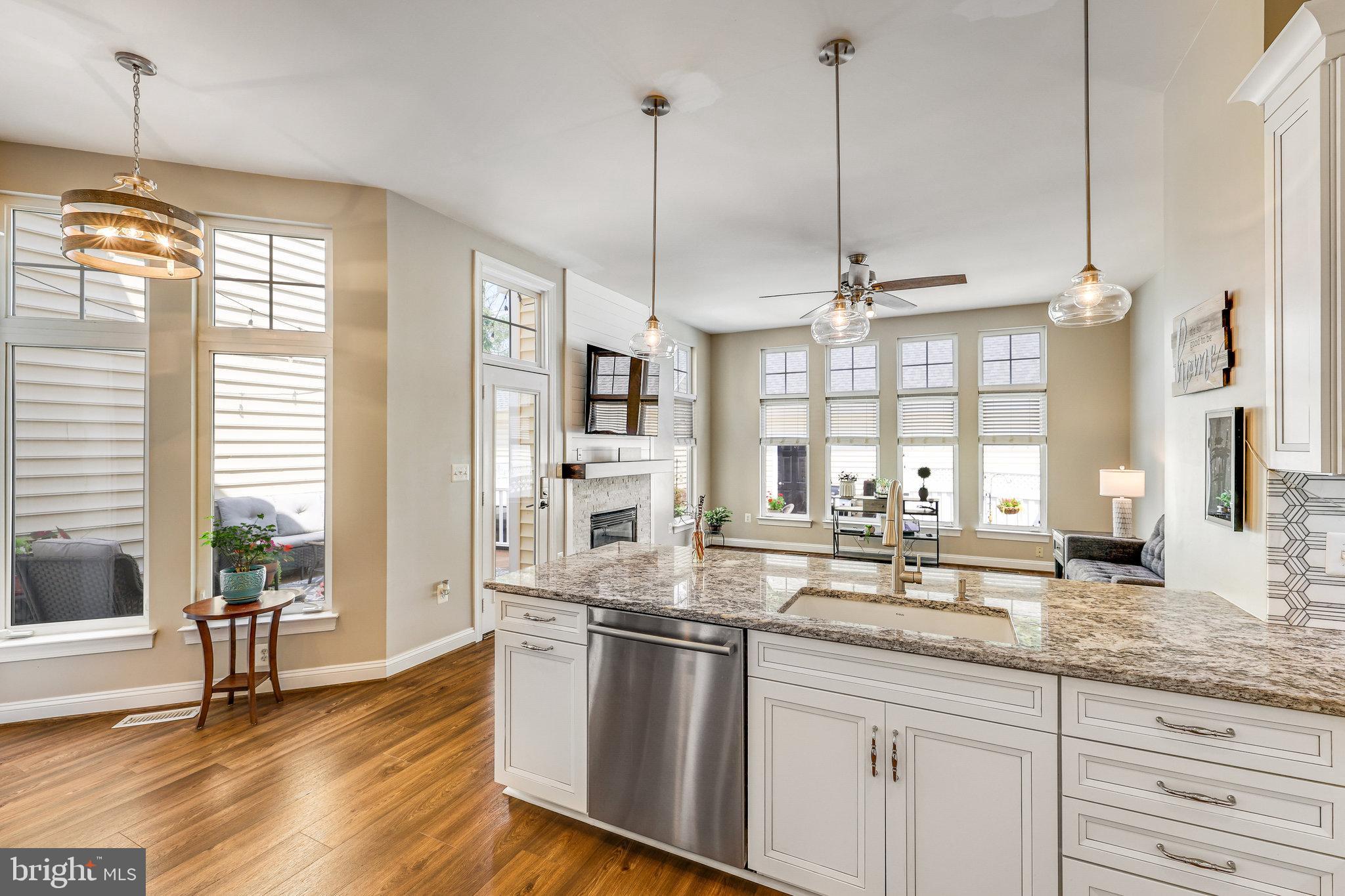 CORTLAND SQUARE - Residential