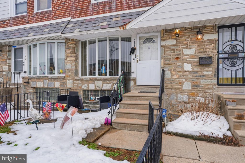 Photo of 7919 Leonard Street, PHILADELPHIA, PA 19152 (MLS # PAPH2582416)