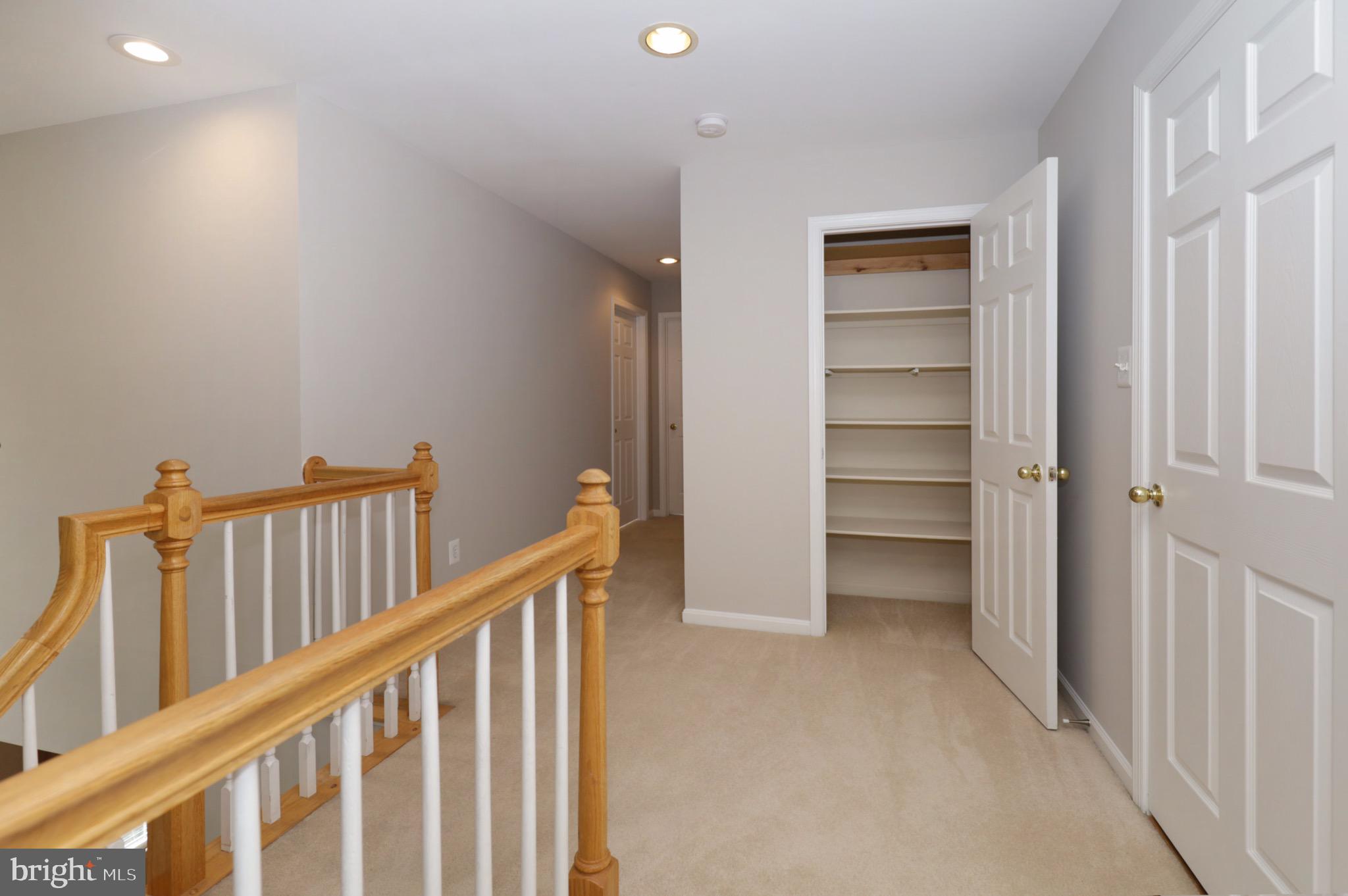 HEATHER KNOLL - Residential Lease