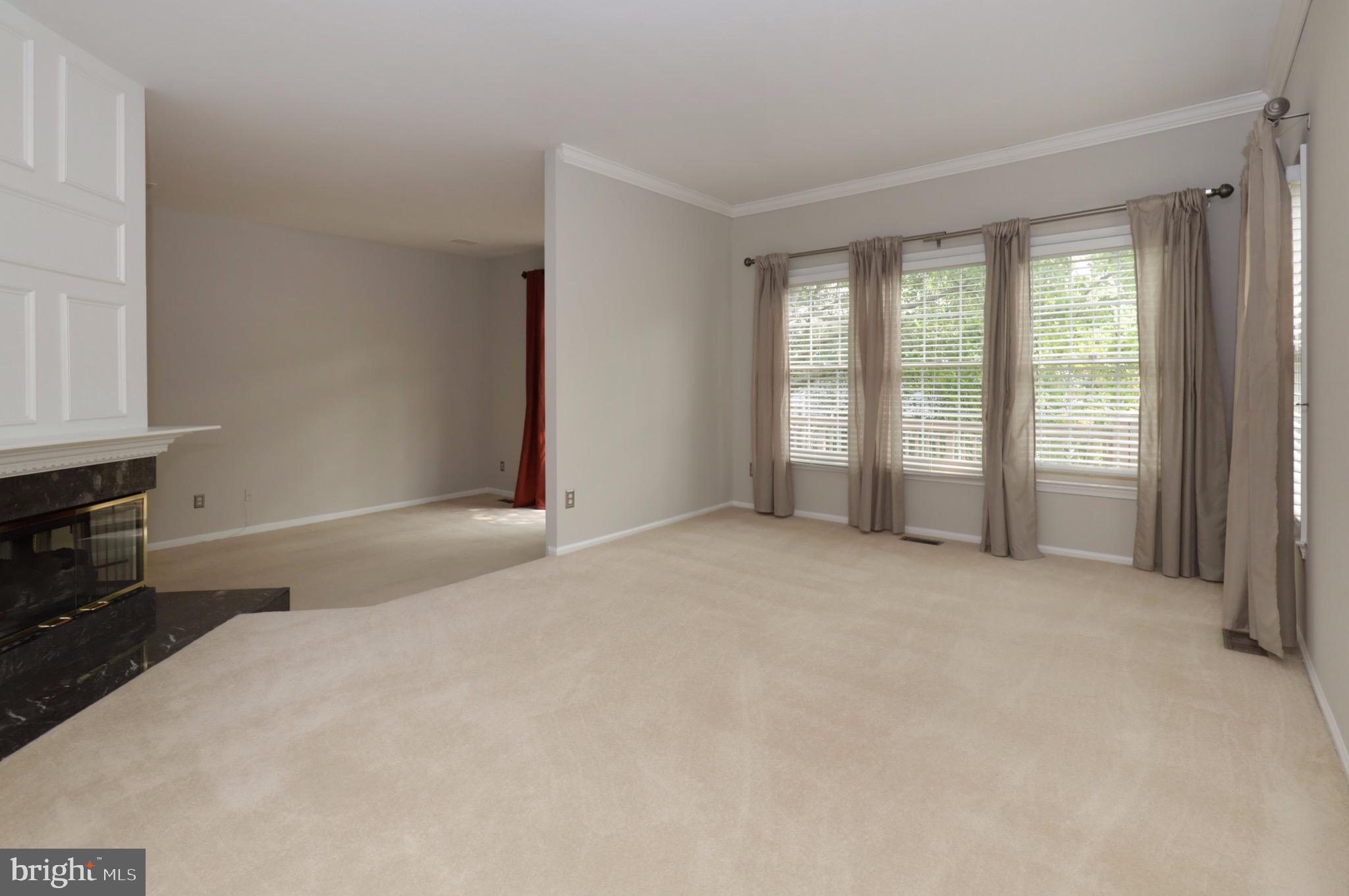 HEATHER KNOLL - Residential Lease