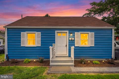 Photo of 3007 Elmwood Drive, ALEXANDRIA, VA 22303 (MLS # VAFX2334412)