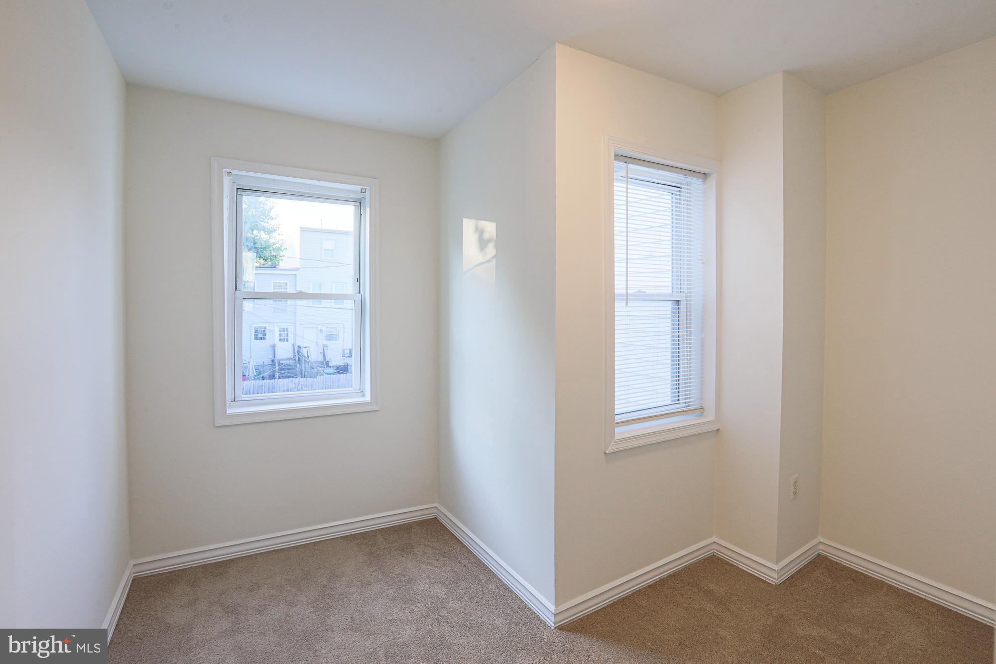 WASHINGTON VILLAGE - Residential Lease