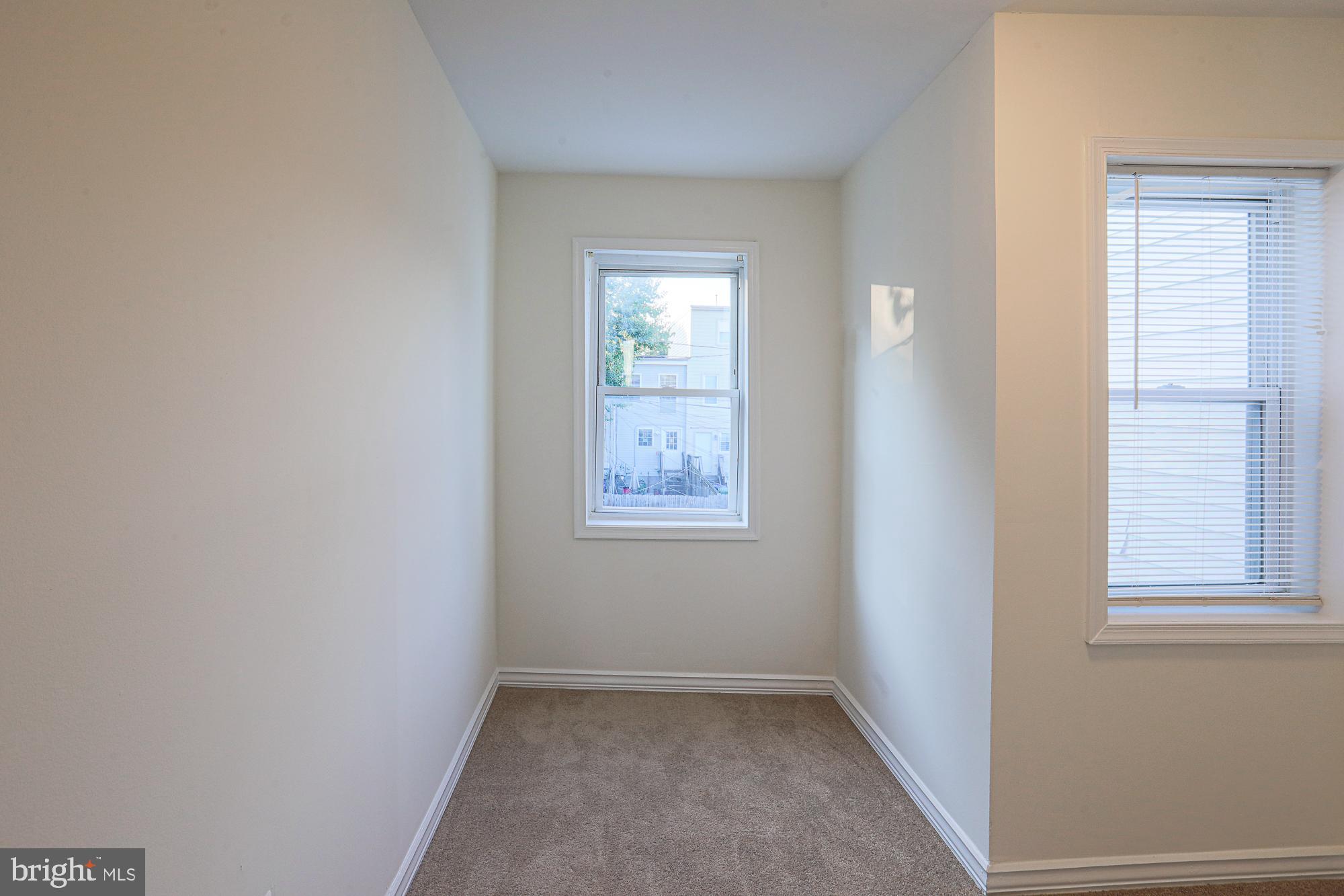 WASHINGTON VILLAGE - Residential Lease