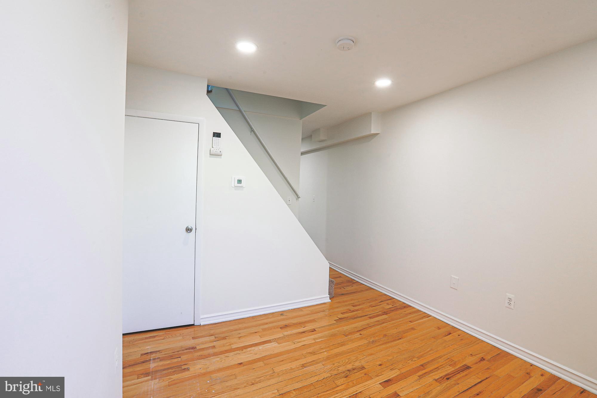 WASHINGTON VILLAGE - Residential Lease