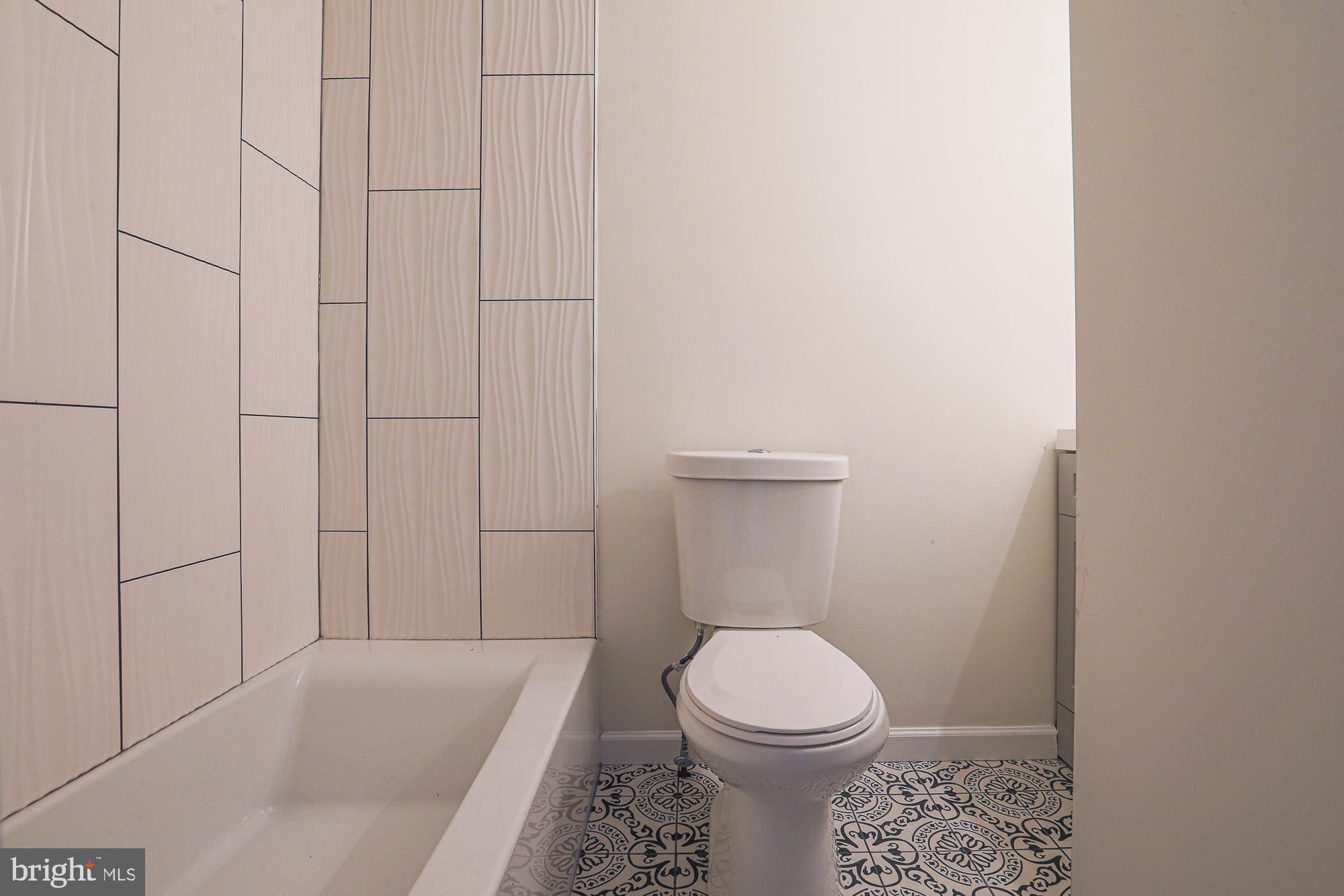 WASHINGTON VILLAGE - Residential Lease