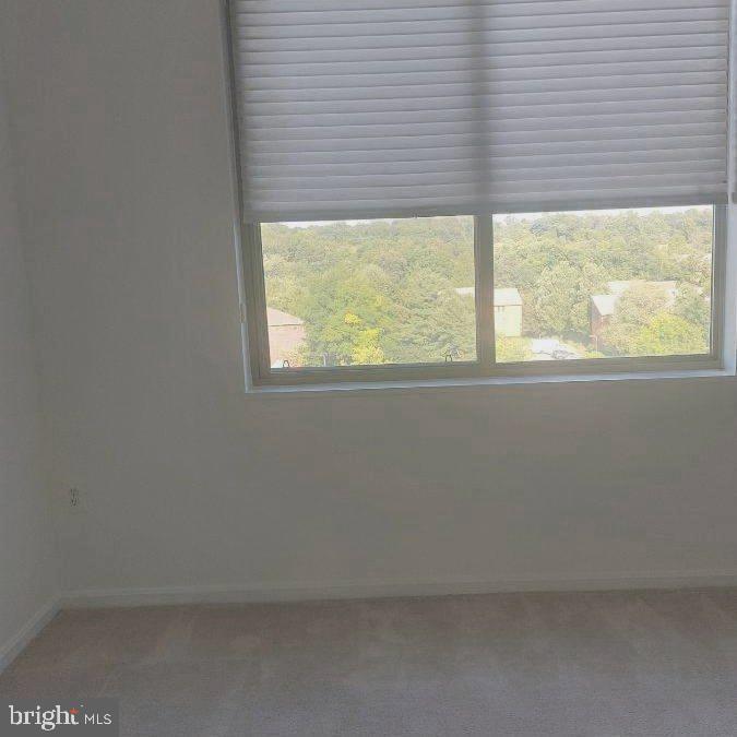 LEISURE WORLD - Residential Lease