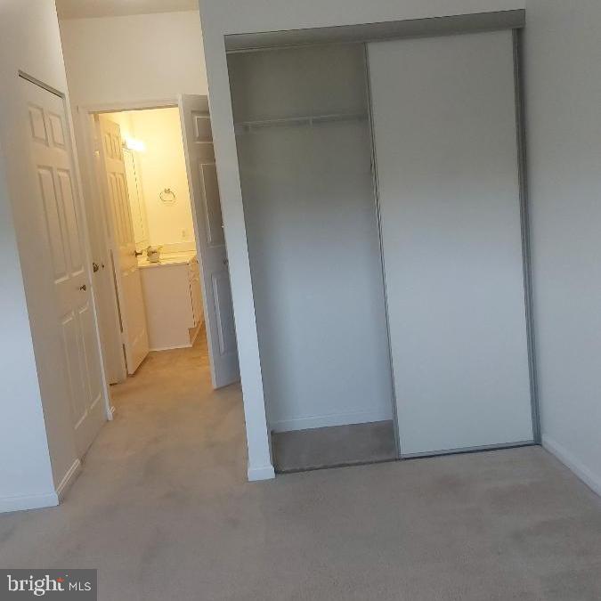 LEISURE WORLD - Residential Lease