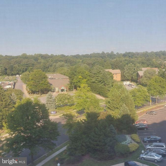 LEISURE WORLD - Residential Lease