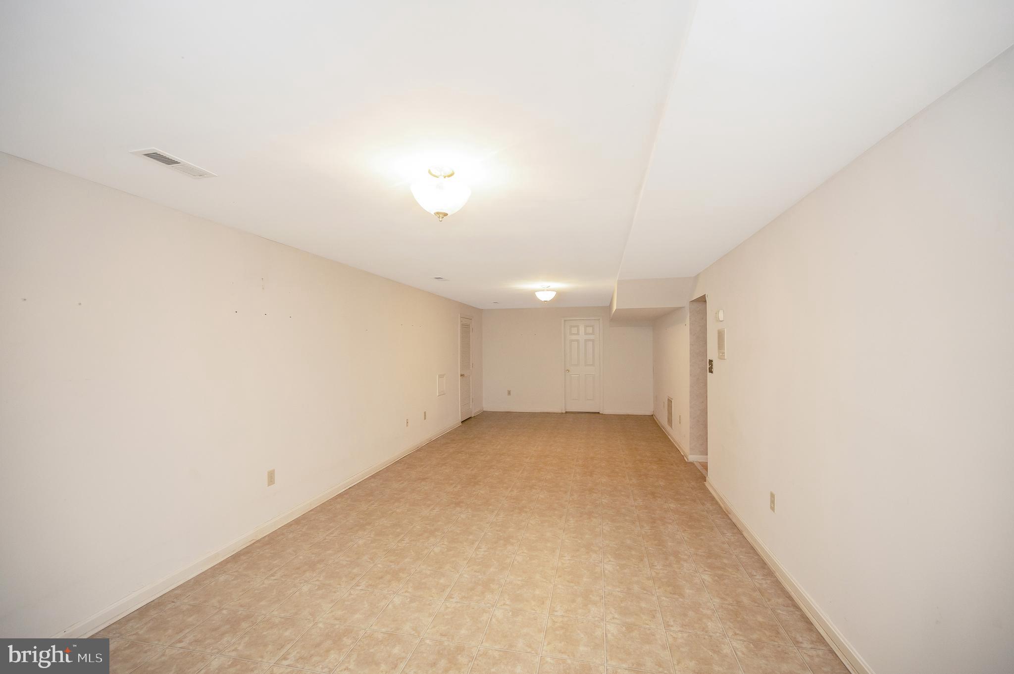 FOX POINT - Residential