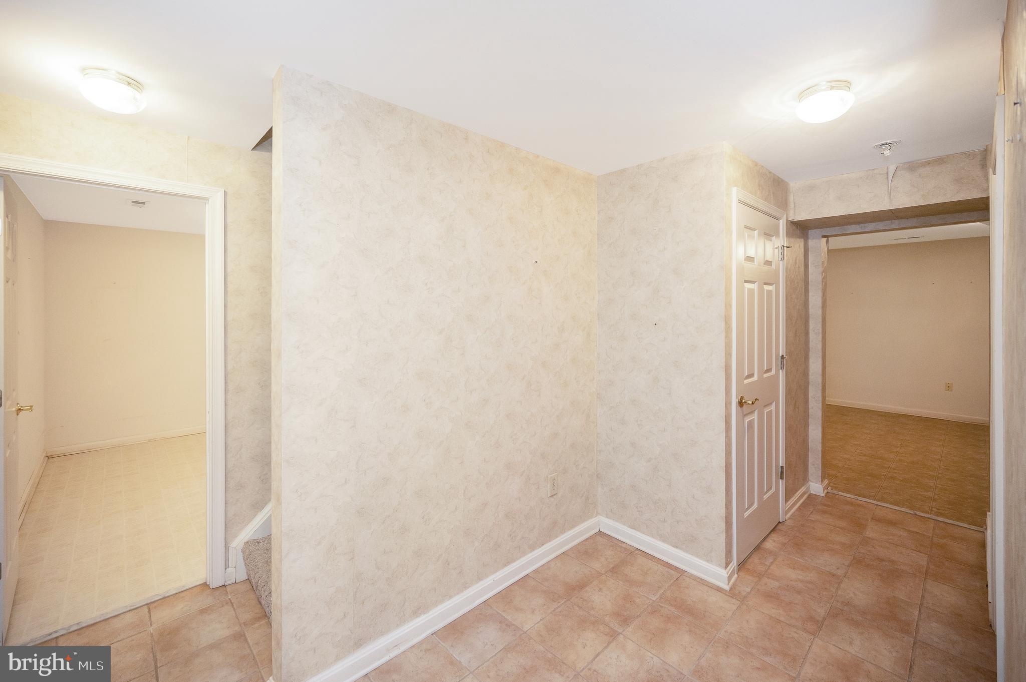 FOX POINT - Residential