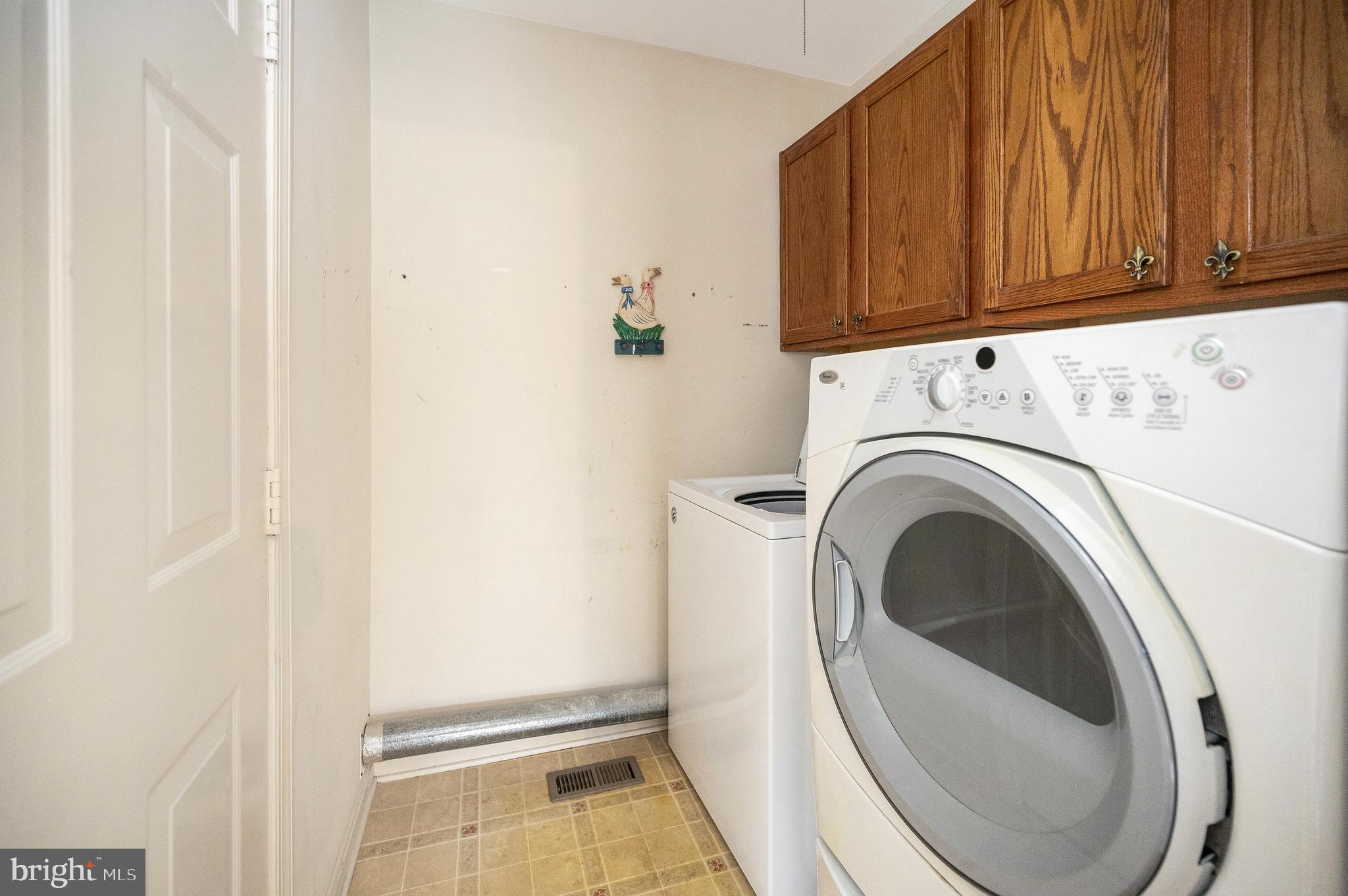 FOX POINT - Residential