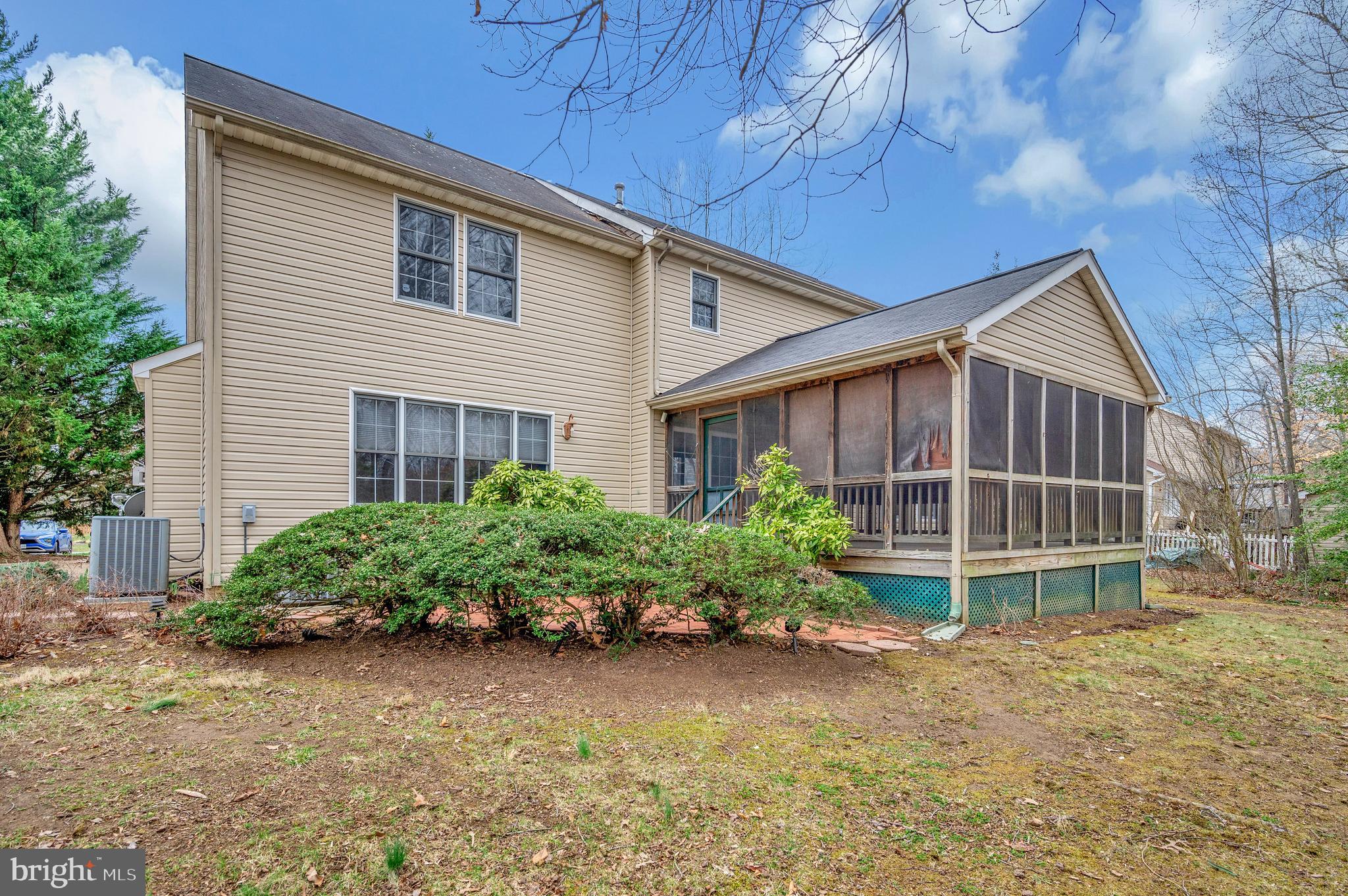 FOX POINT - Residential